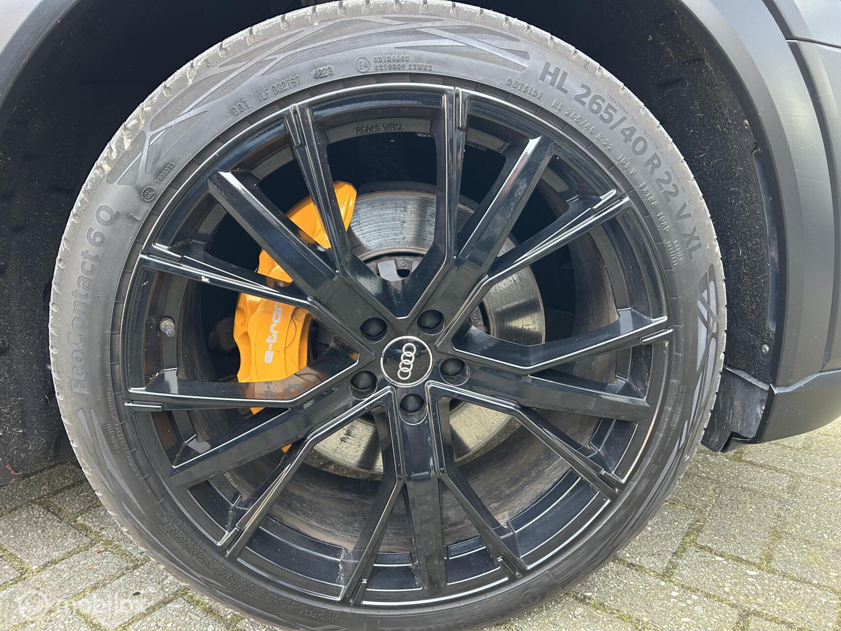 Foto van Audi E-tron