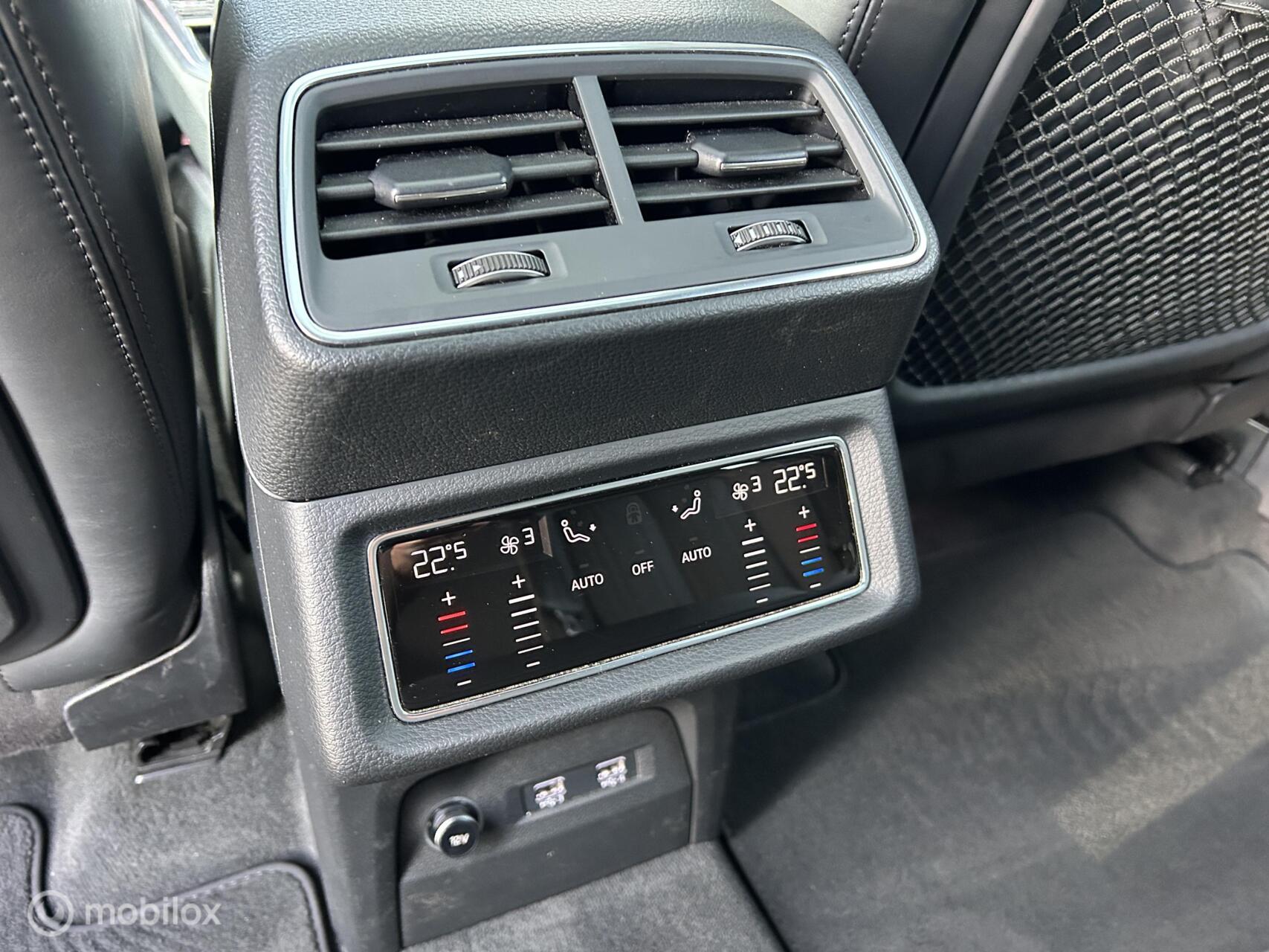 Foto van Audi E-tron