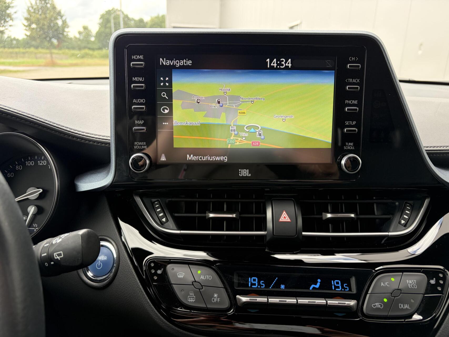 Foto van Toyota Toyota C-hr