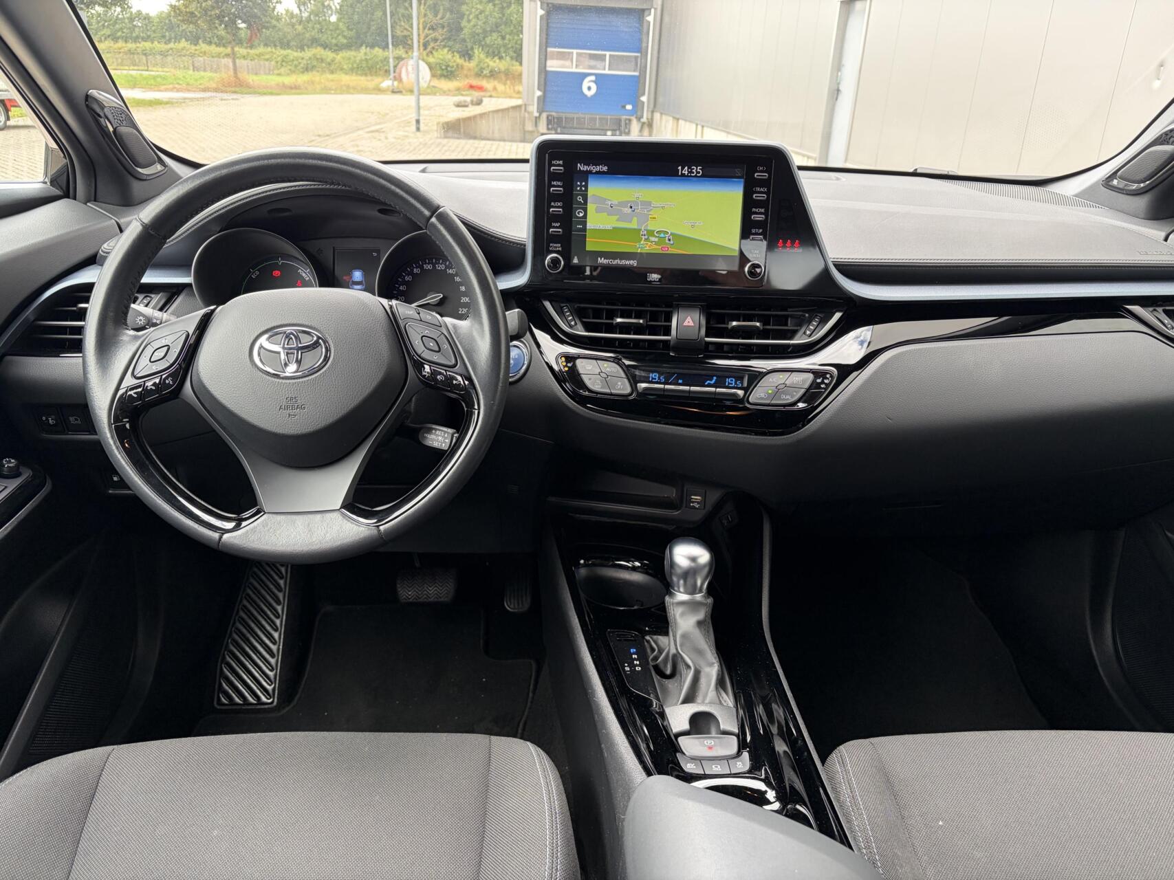 Foto van Toyota Toyota C-hr