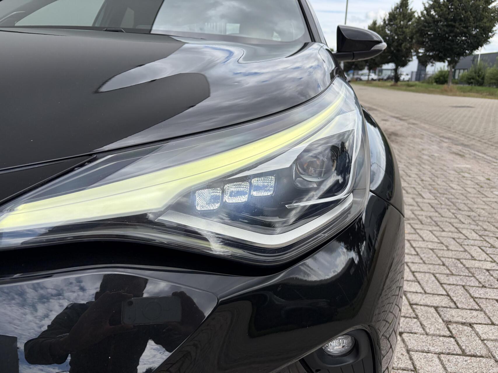 Foto van Toyota Toyota C-hr