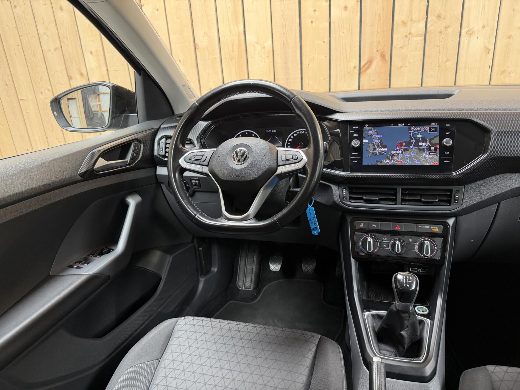 Foto van Volkswagen T-cross