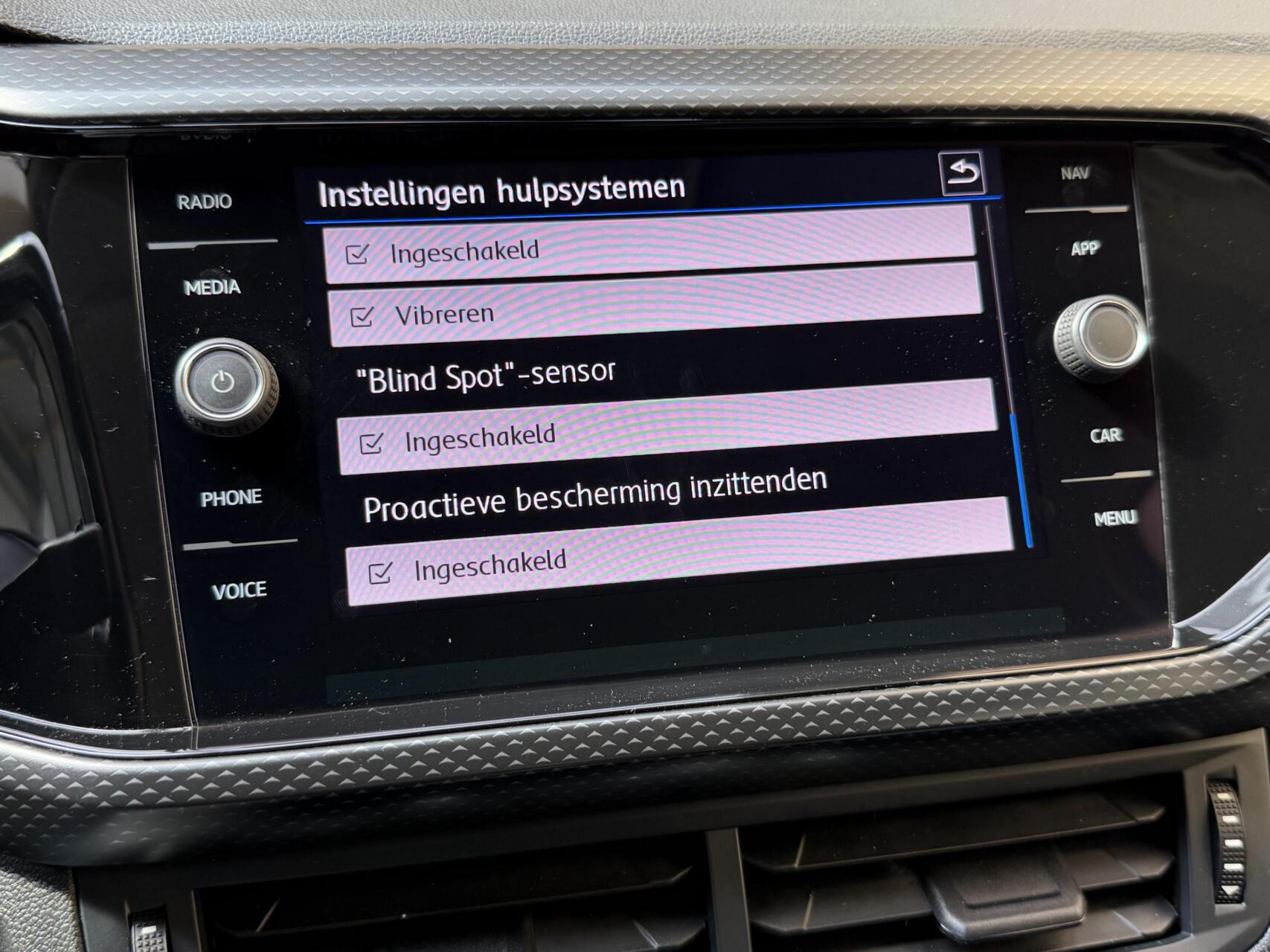Foto van Volkswagen T-cross