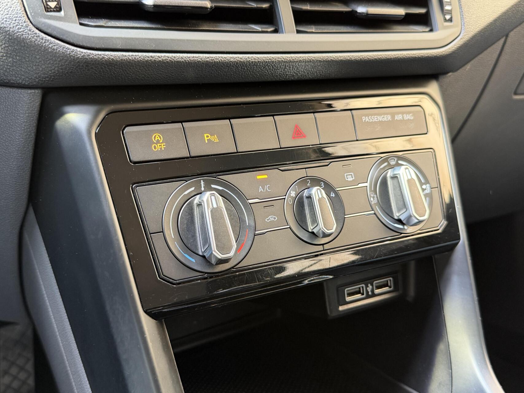 Foto van Volkswagen T-cross