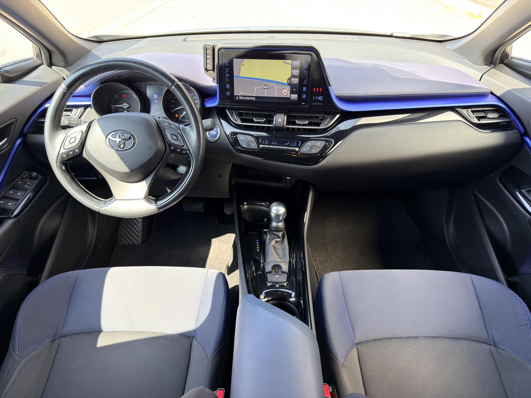Foto van Toyota Toyota C-hr