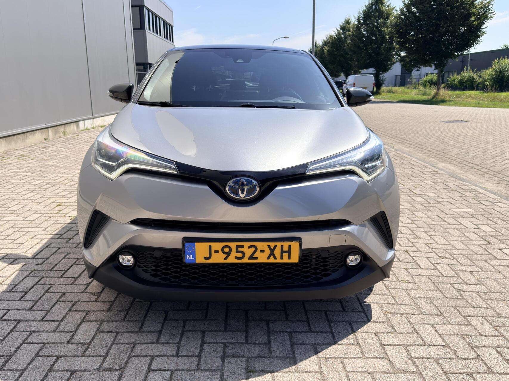 Foto van Toyota Toyota C-hr