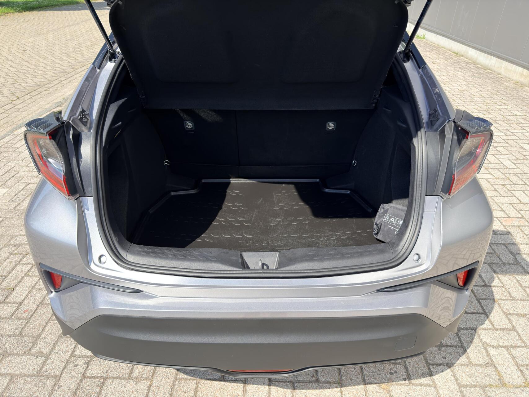 Foto van Toyota Toyota C-hr