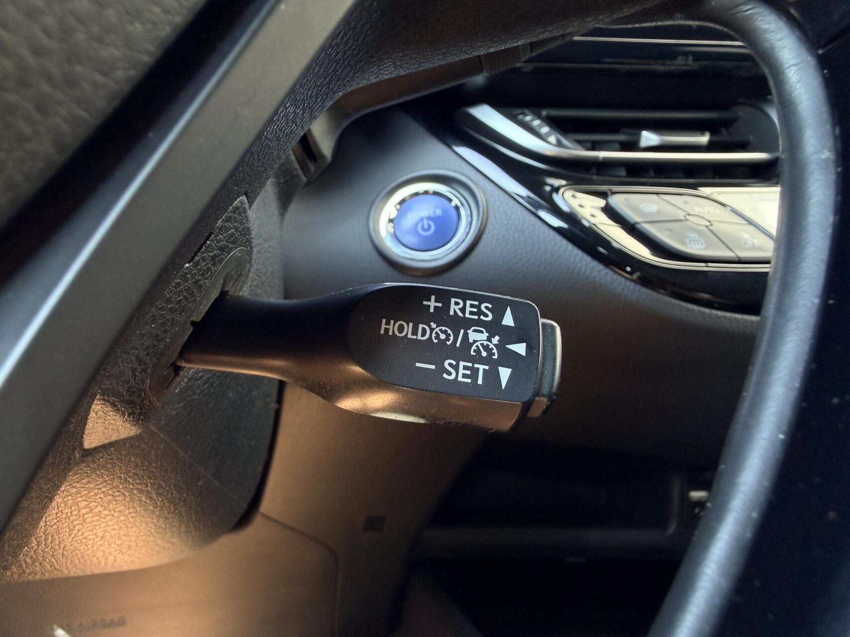 Foto van Toyota Toyota C-hr