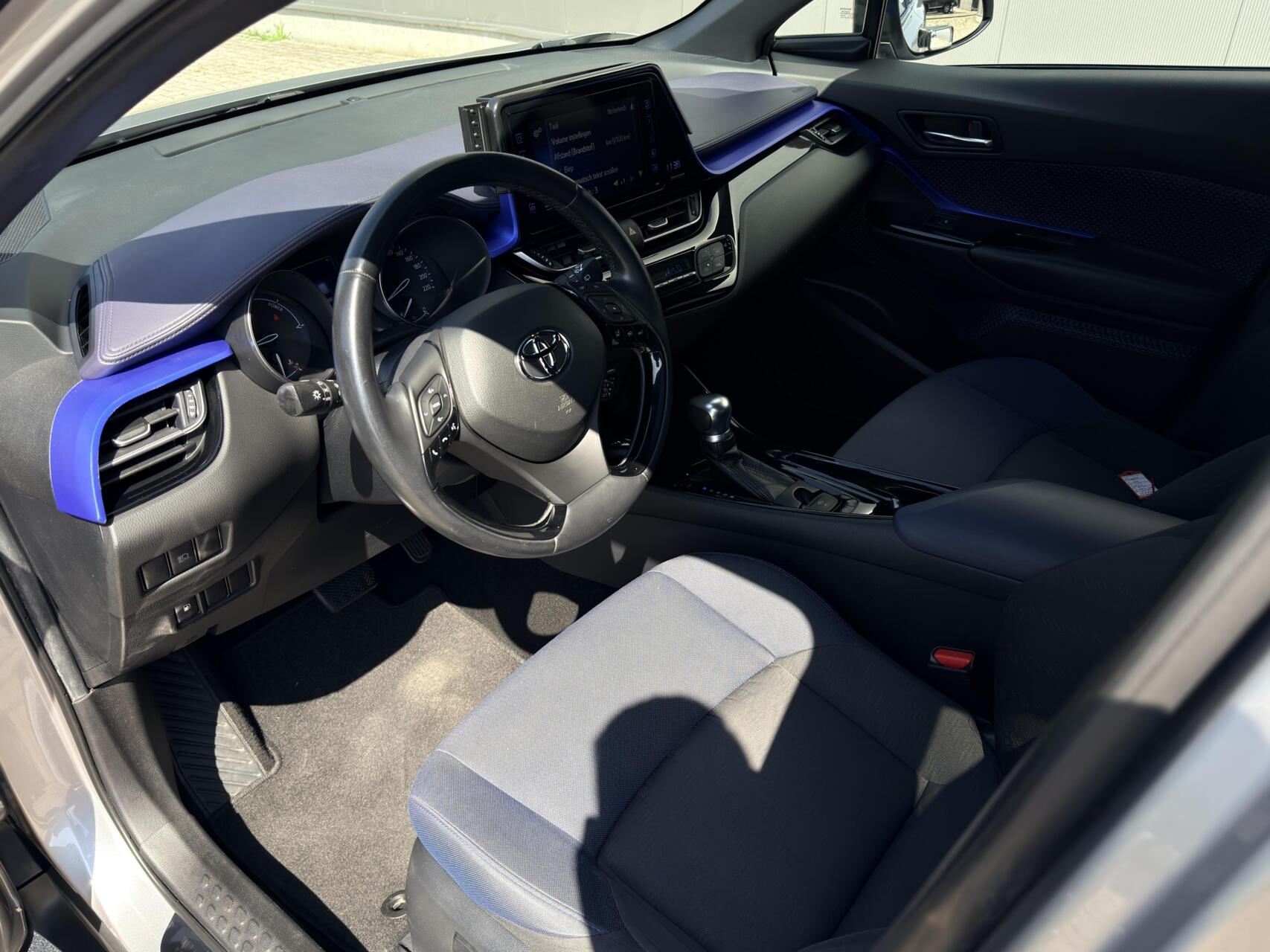 Foto van Toyota Toyota C-hr