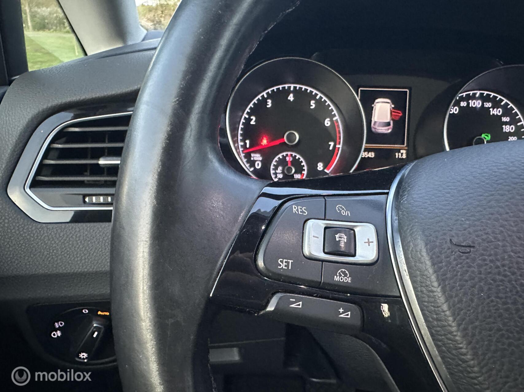 Foto van Volkswagen Golf Sportsvan