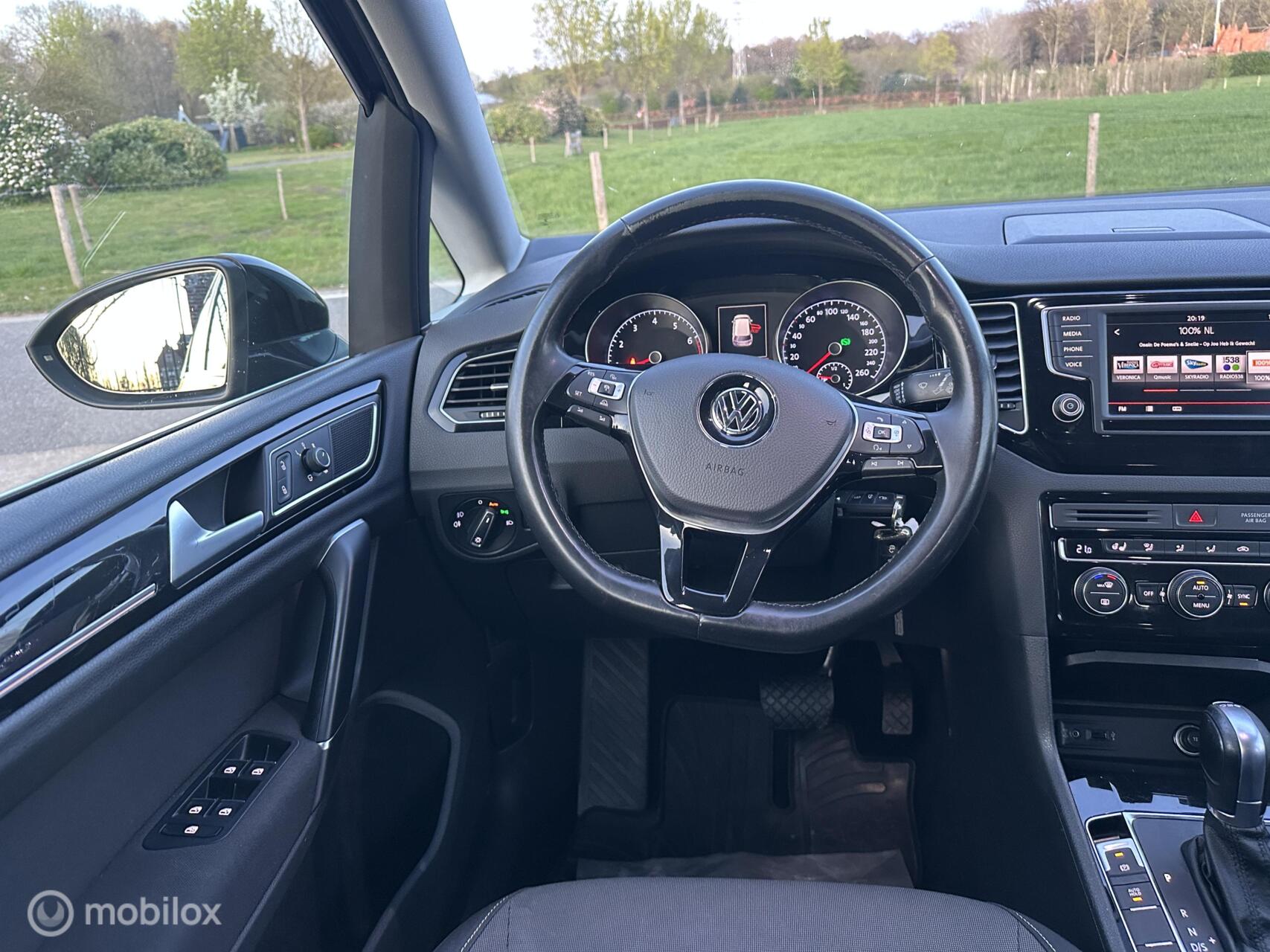 Foto van Volkswagen Golf Sportsvan