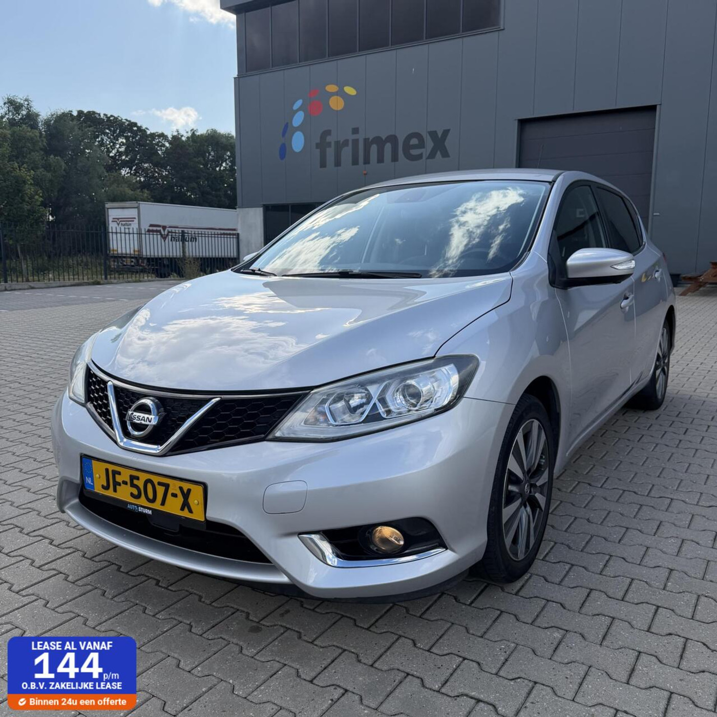 Nissan Nissan Pulsar 1.2 DIG-T Tekna 2016 - voorkant