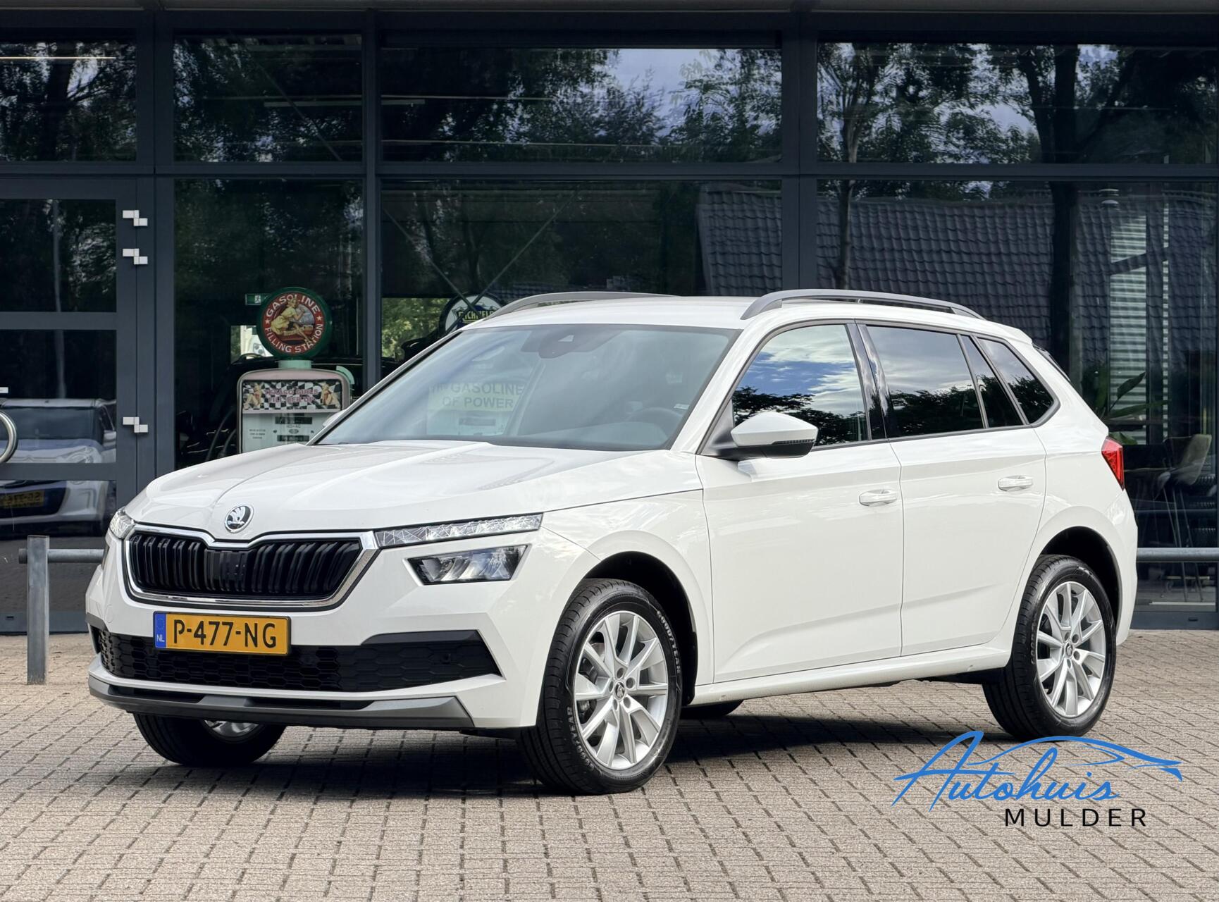 Skoda Kamiq 1.0 TSI Sport Business | Automaat | Stoelverwarming | Carplay | Dealer Onderhouden 2022 - voorkant