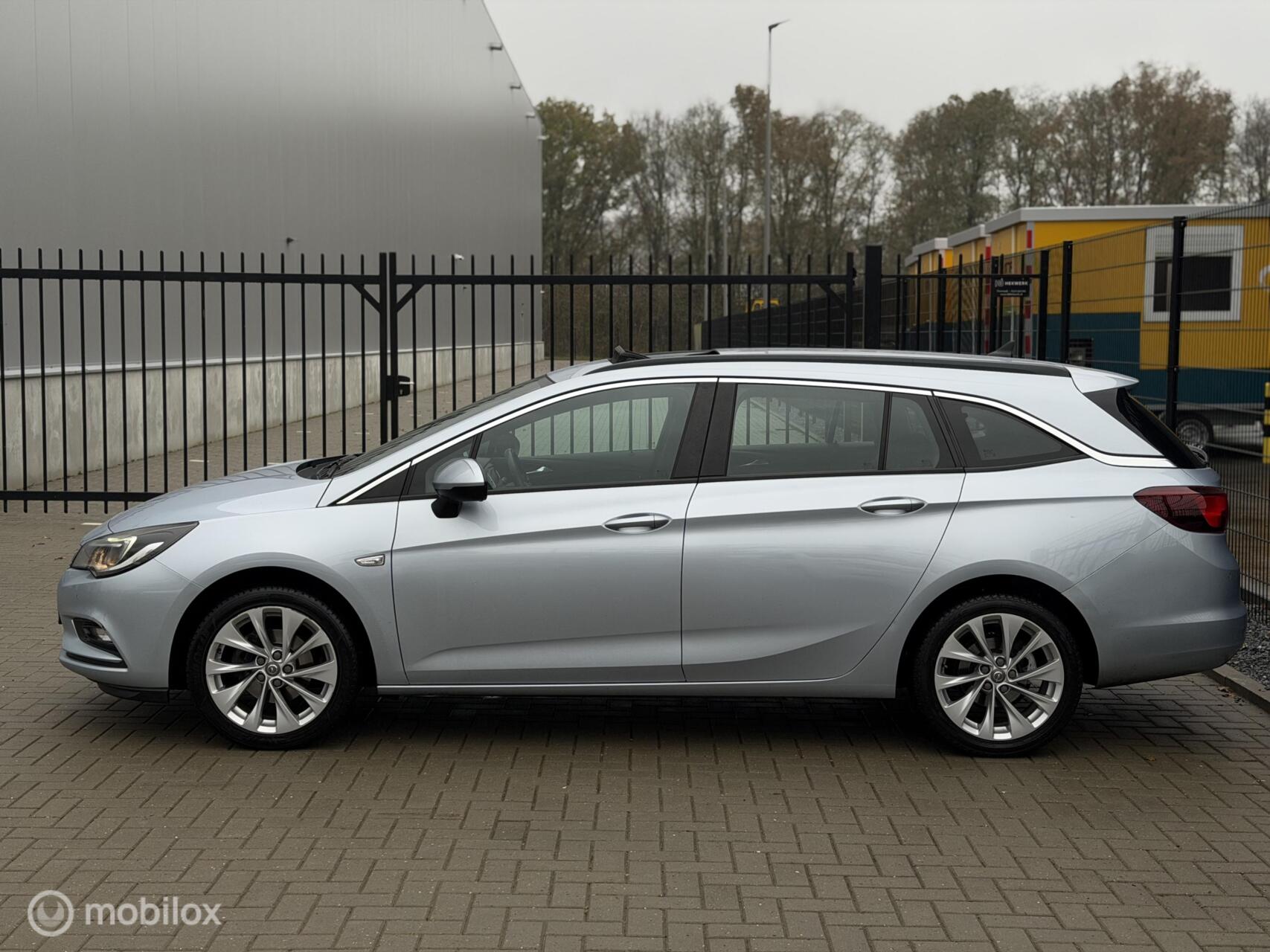Foto van Opel Astra Sports Tourer