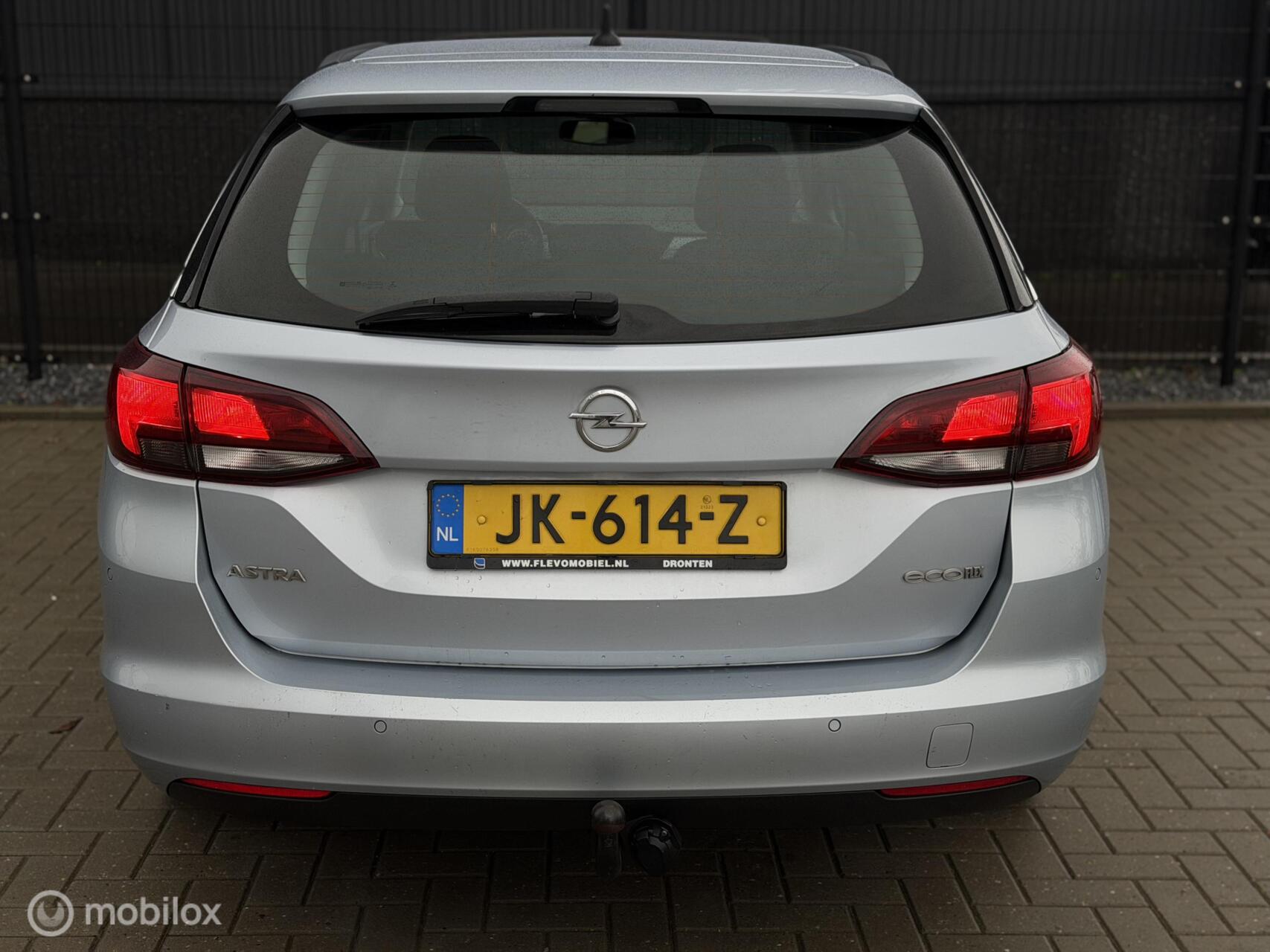 Foto van Opel Astra Sports Tourer