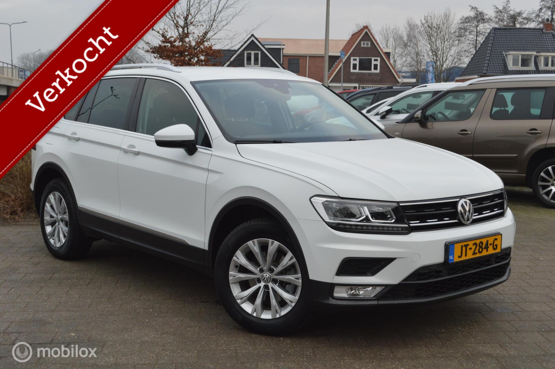 Volkswagen Tiguan 2.0 TDI 150pk AUTOMAAT Comfortline | Led | Trekhaak 2016 - voorkant