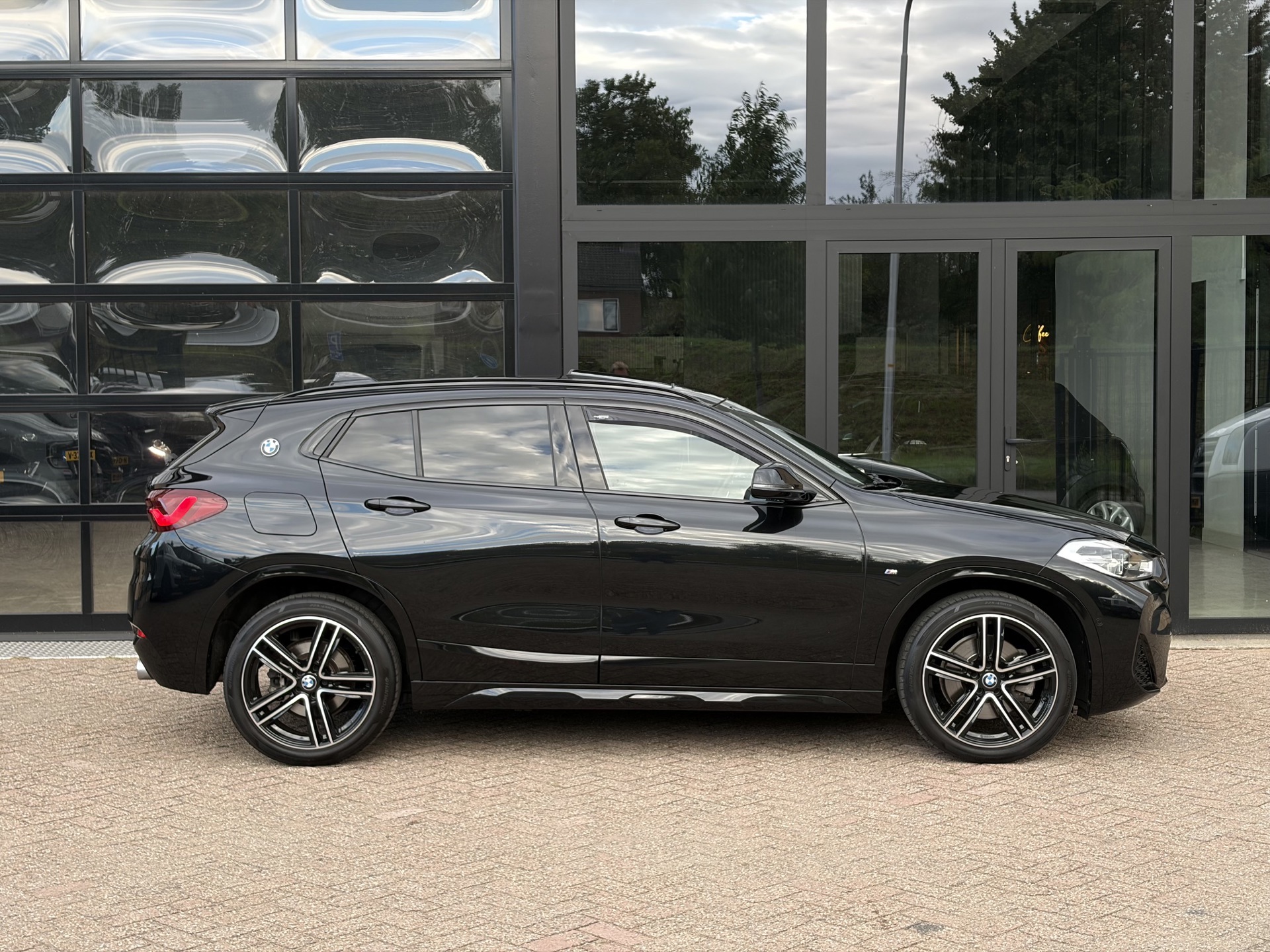 Foto van BMW X2 Xdrive20i