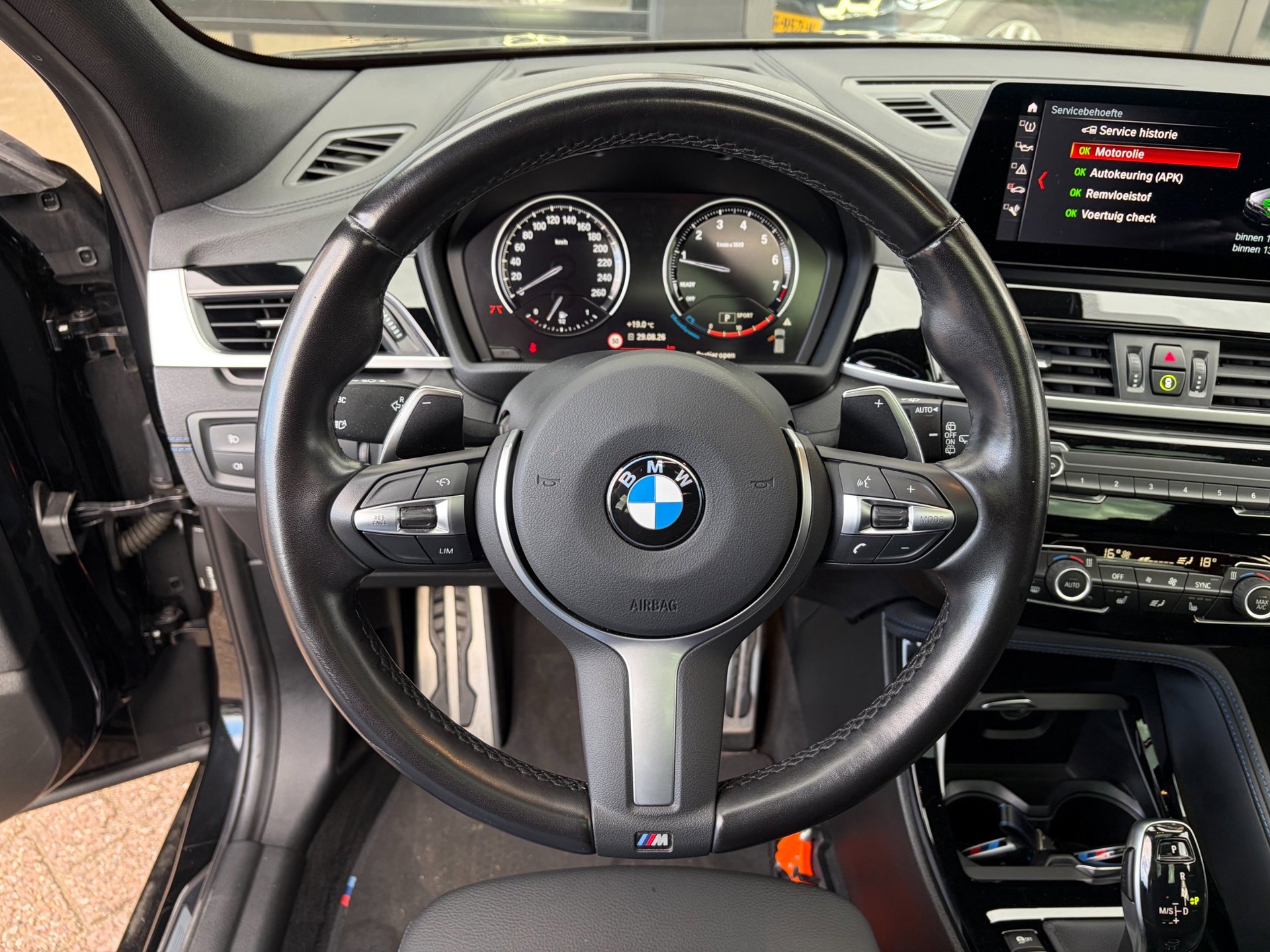 Foto van BMW X2 Xdrive20i