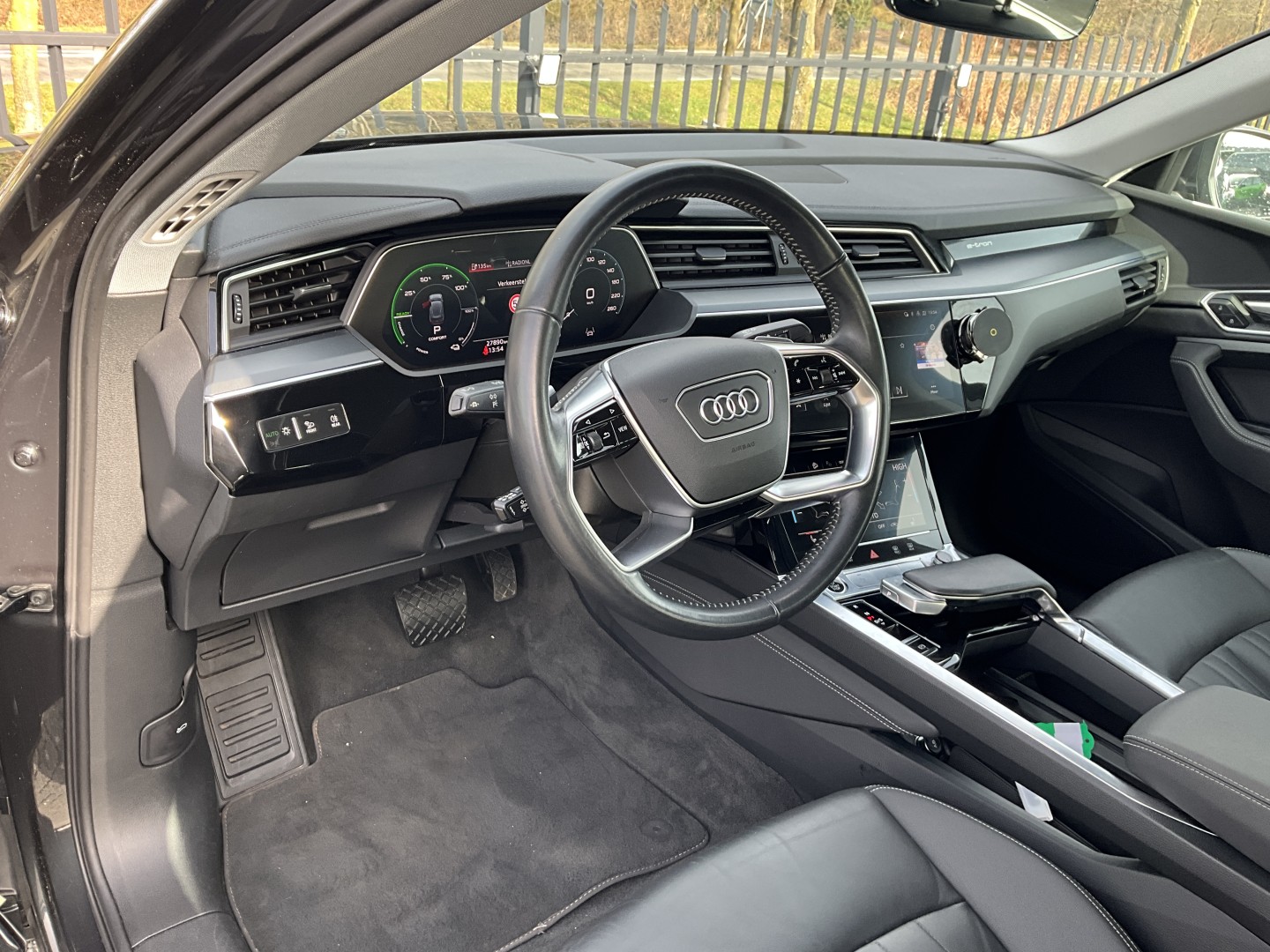 Foto van Audi E-tron Sportback 50
