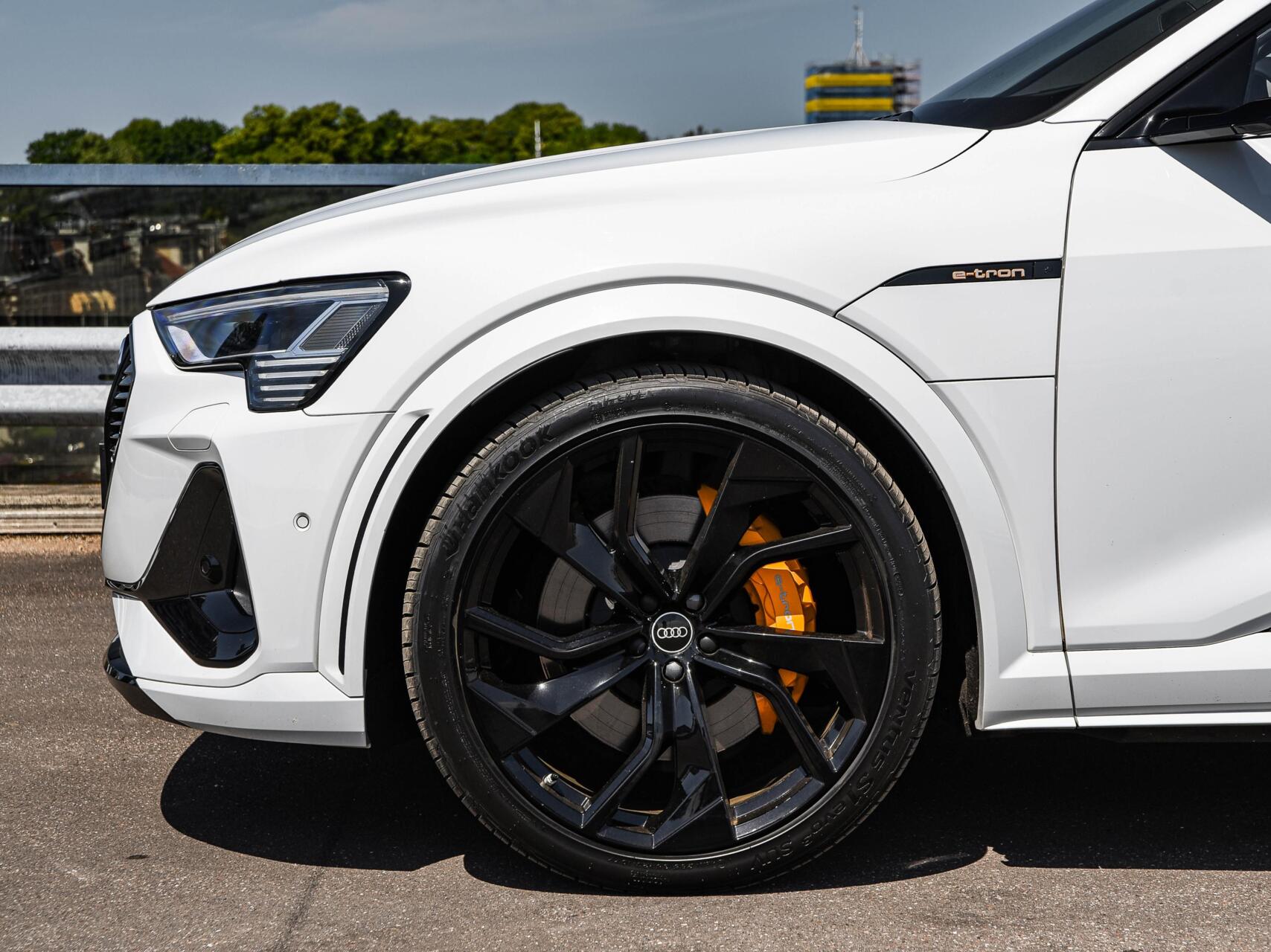 Foto van Audi E-tron S Sportback