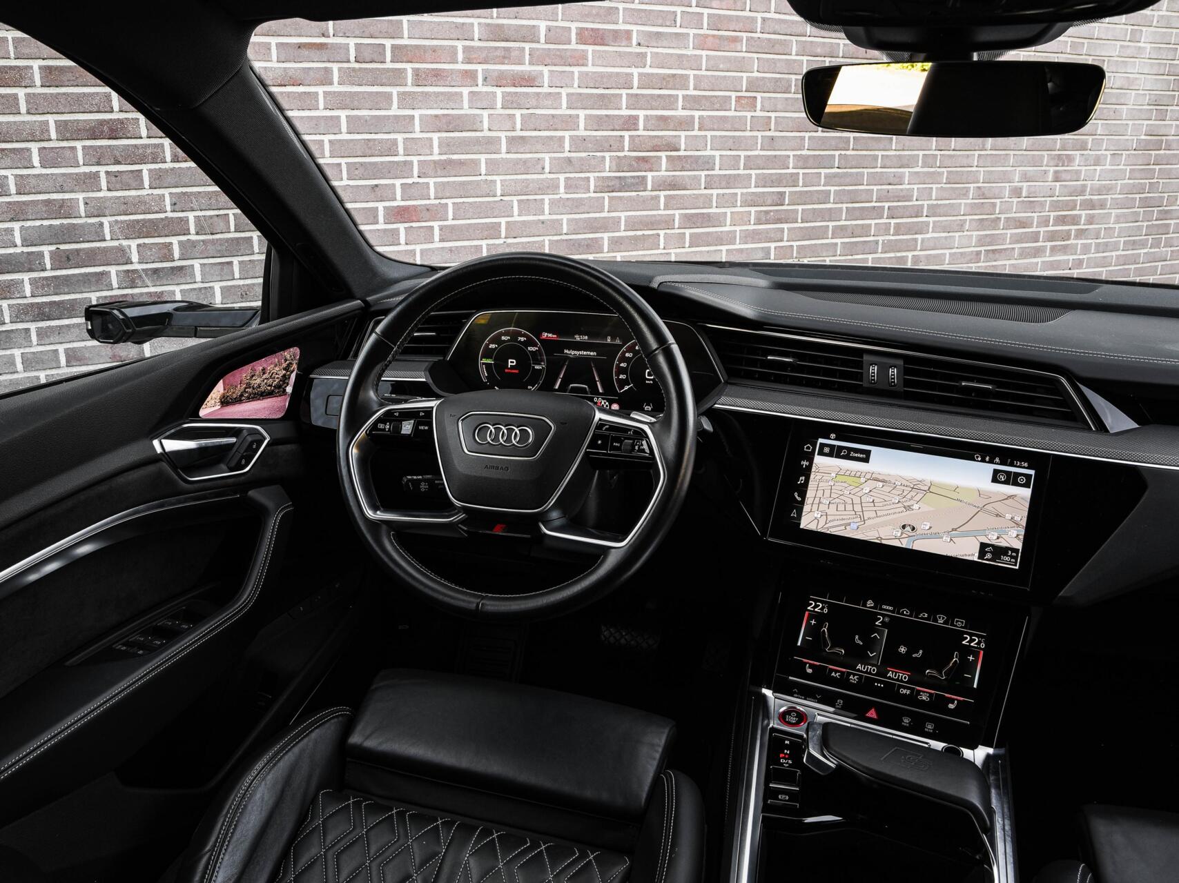 Foto van Audi E-tron S Sportback