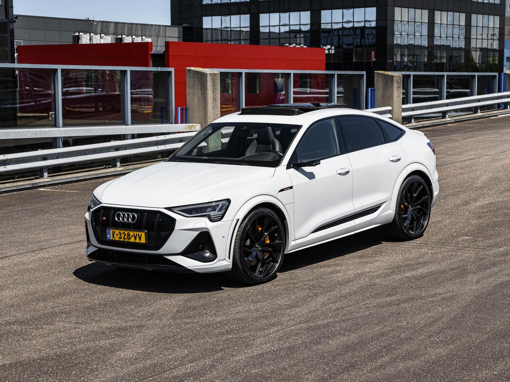 Foto van Audi E-tron S Sportback