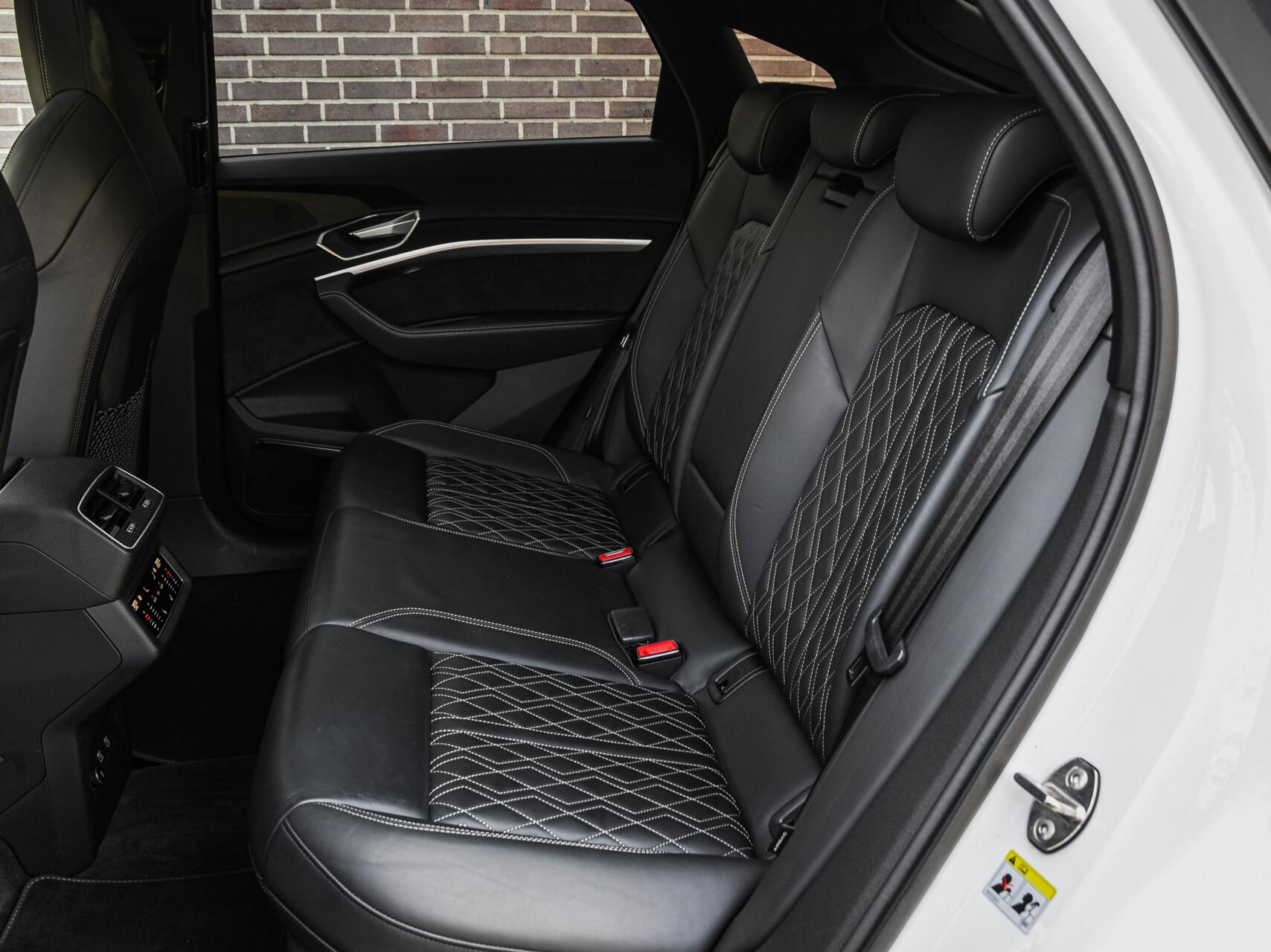 Foto van Audi E-tron S Sportback