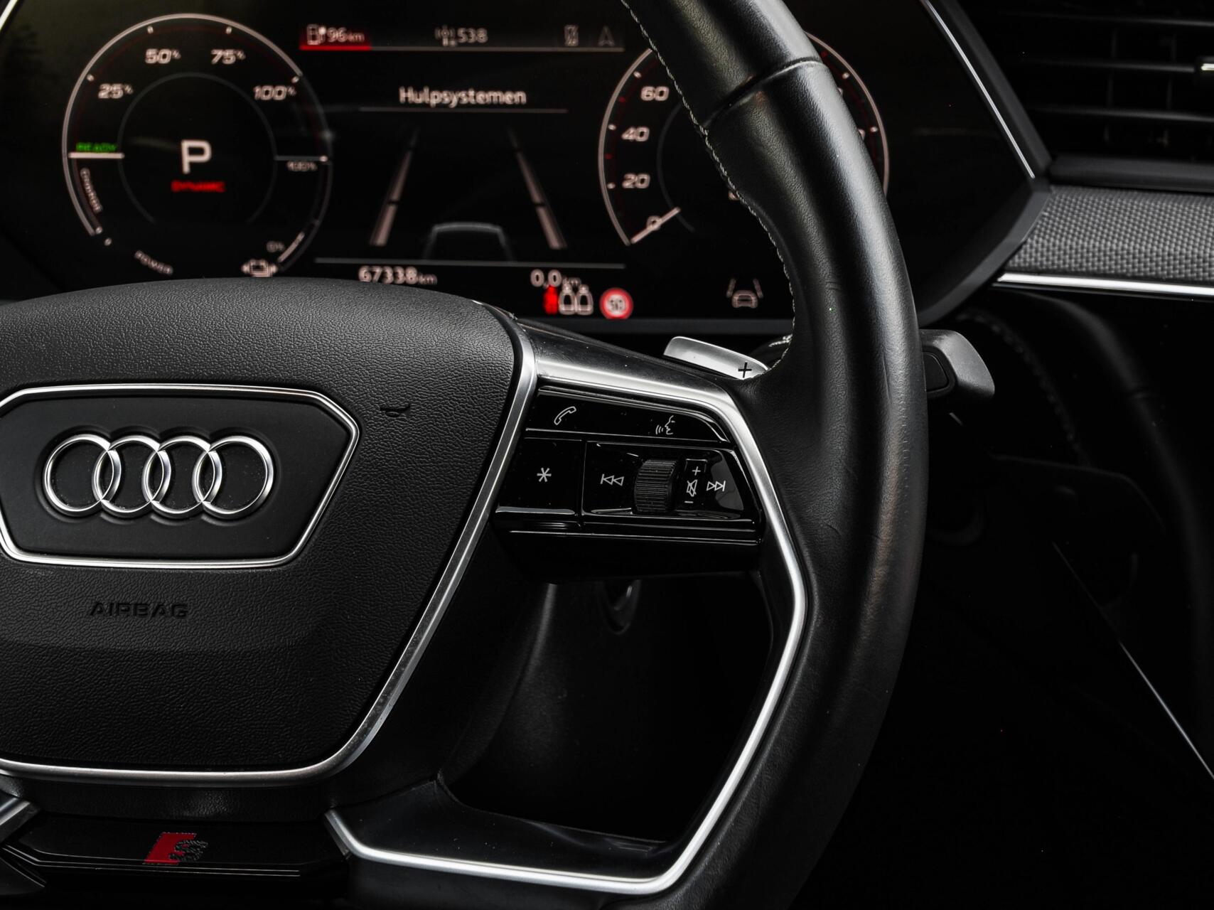Foto van Audi E-tron S Sportback
