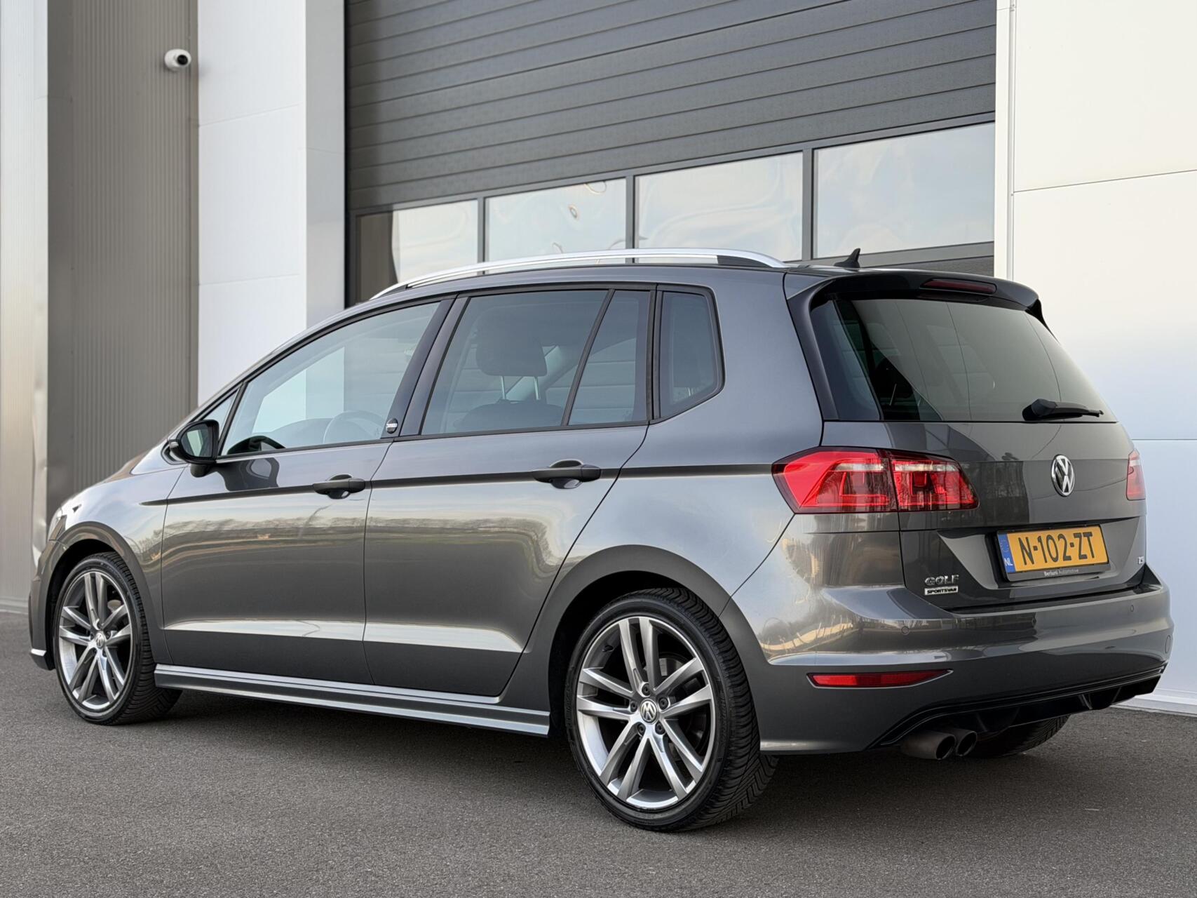 Foto van Volkswagen Golf Sportsvan