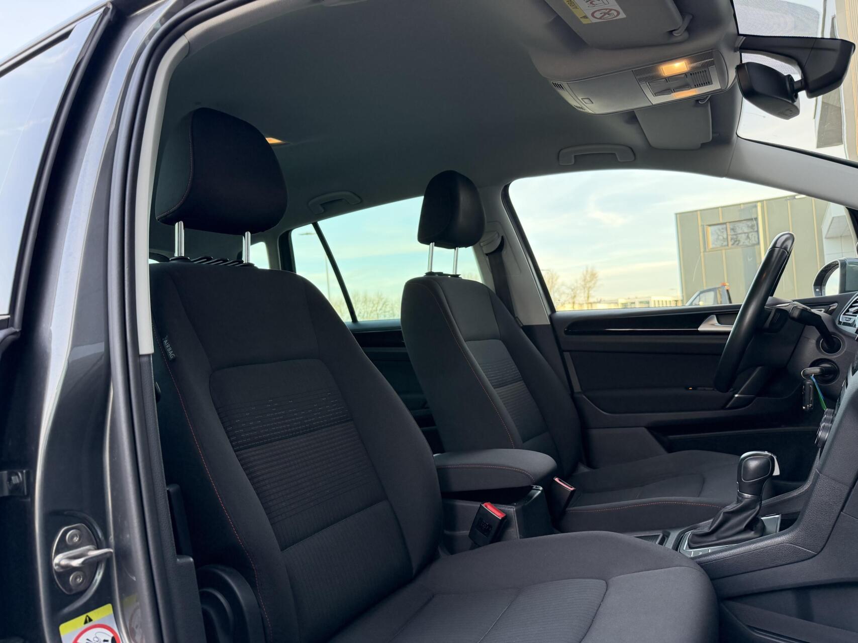 Foto van Volkswagen Golf Sportsvan