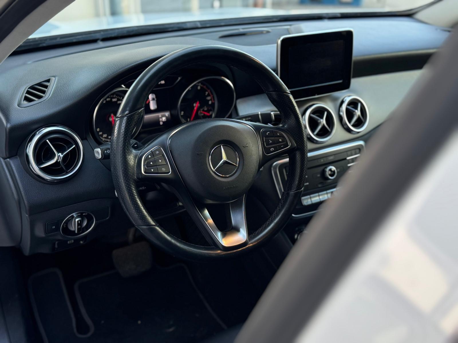 Foto van Mercedes-Benz Gla 180