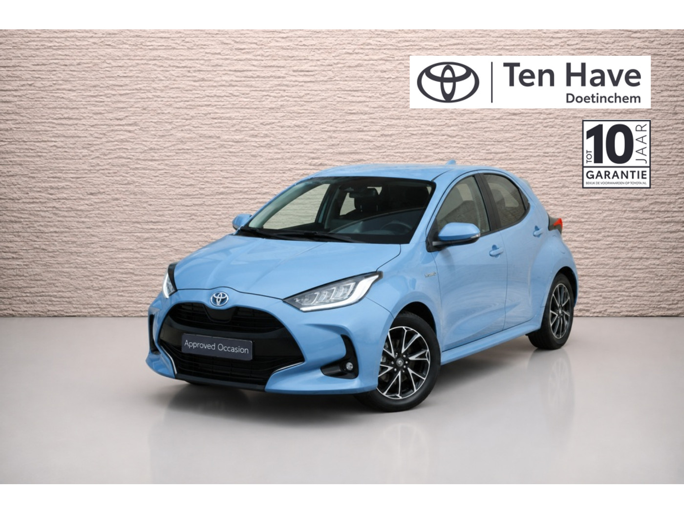 Toyota Toyota Yaris 1.5 Hybrid Dynamic Automaat | Apple Carplay / Android auto | 16” lichtmetalen velgen ‘machined’  | 7” digital dashboard ‘binocular’  | Smart Entry met startknop | Elektrische ramen achter | Portierinl 2020 - voorkant