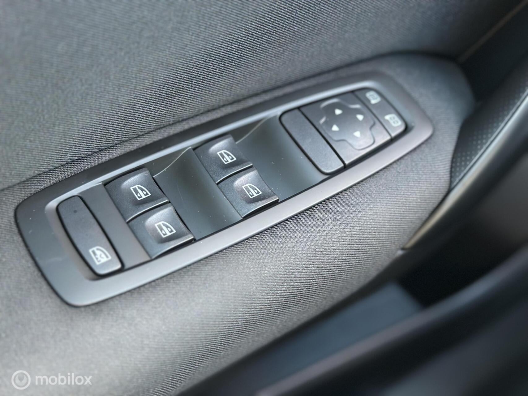 Foto van Renault Megane E-tech Plug-in Hybrid