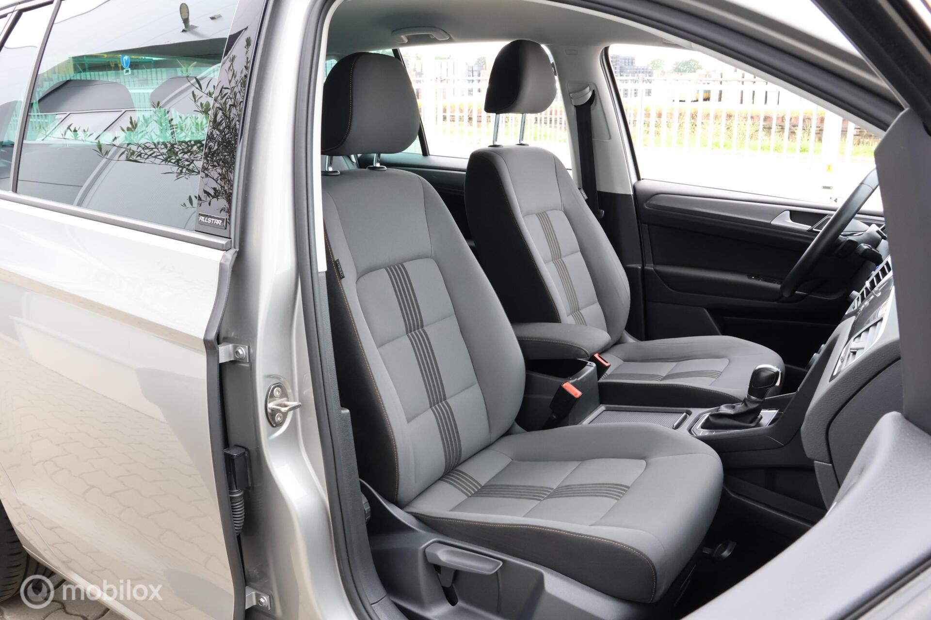 Foto van Volkswagen Golf Sportsvan