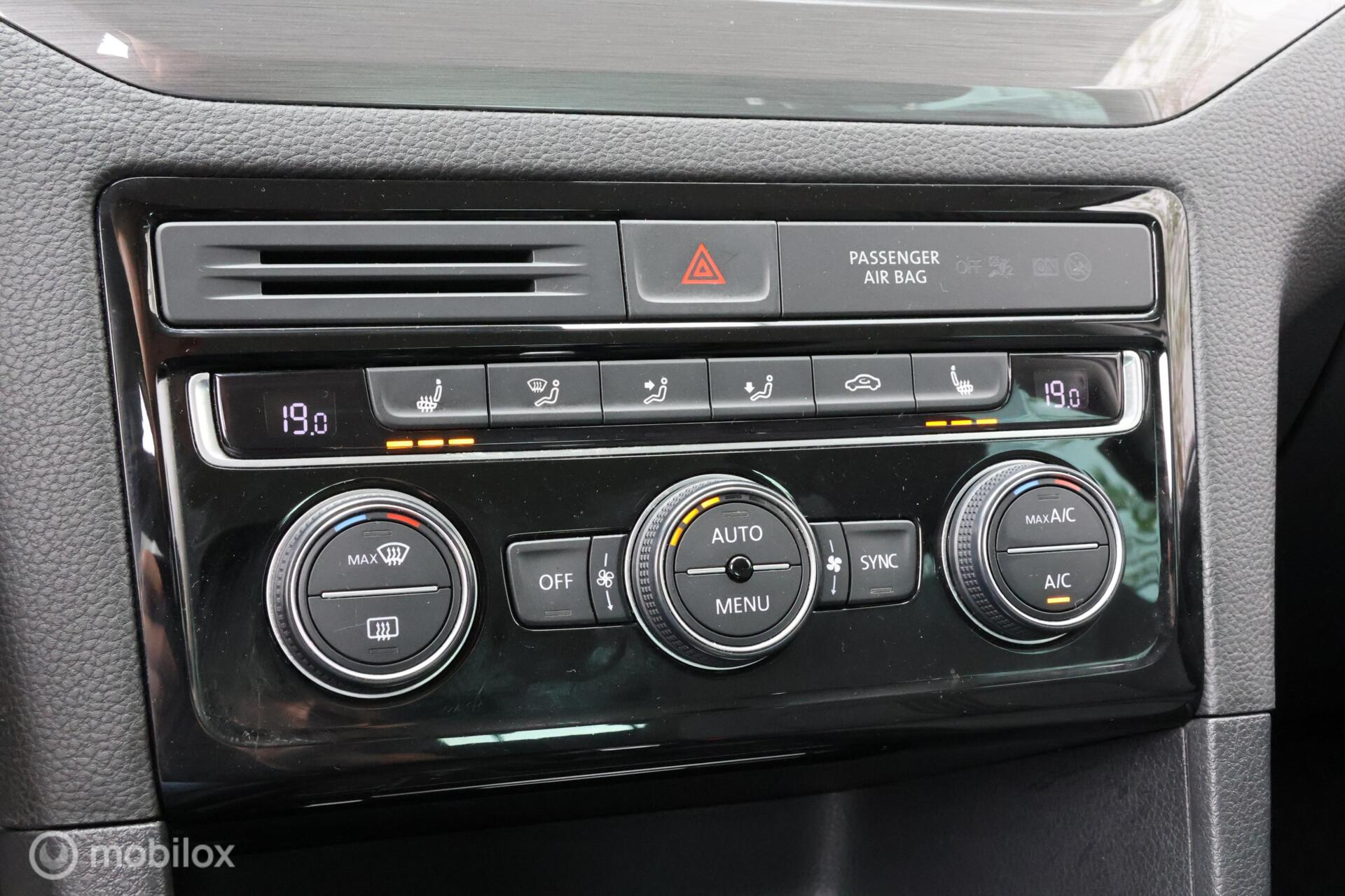 Foto van Volkswagen Golf Sportsvan
