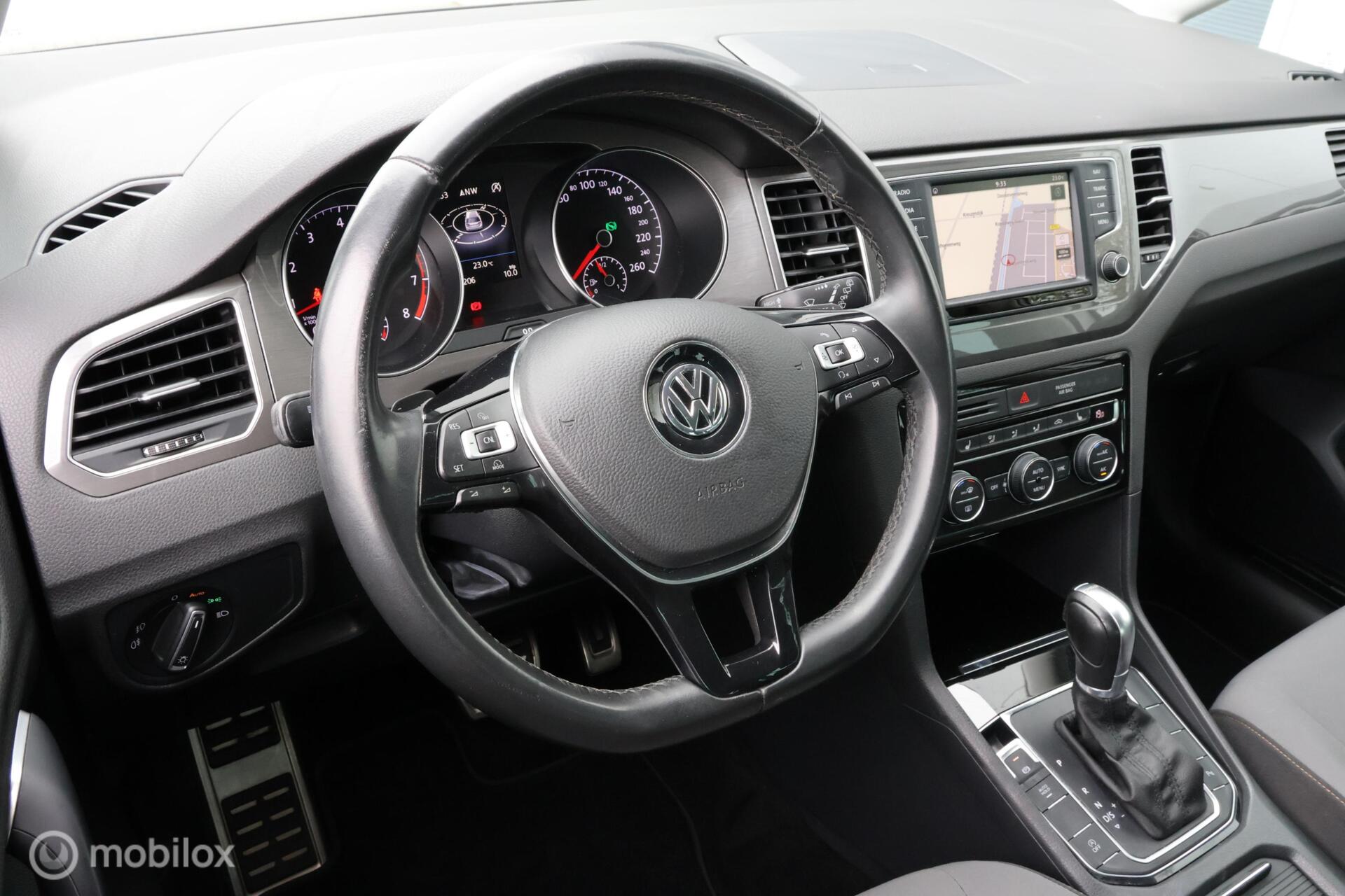 Foto van Volkswagen Golf Sportsvan