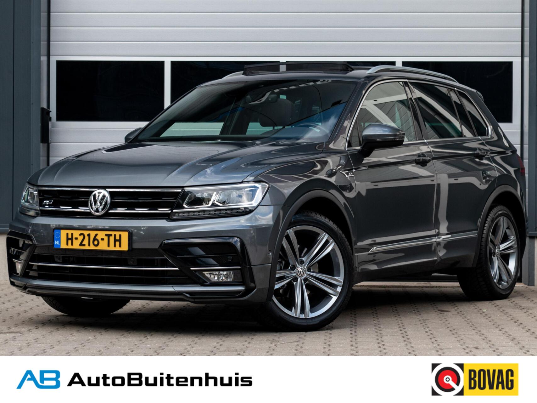 Volkswagen Tiguan 1.5 TSI ACT R-Line |PANO|ADAPT. CRUISE|STOELVERWARMING|PDC|PARK ASSIST. 2020 - voorkant