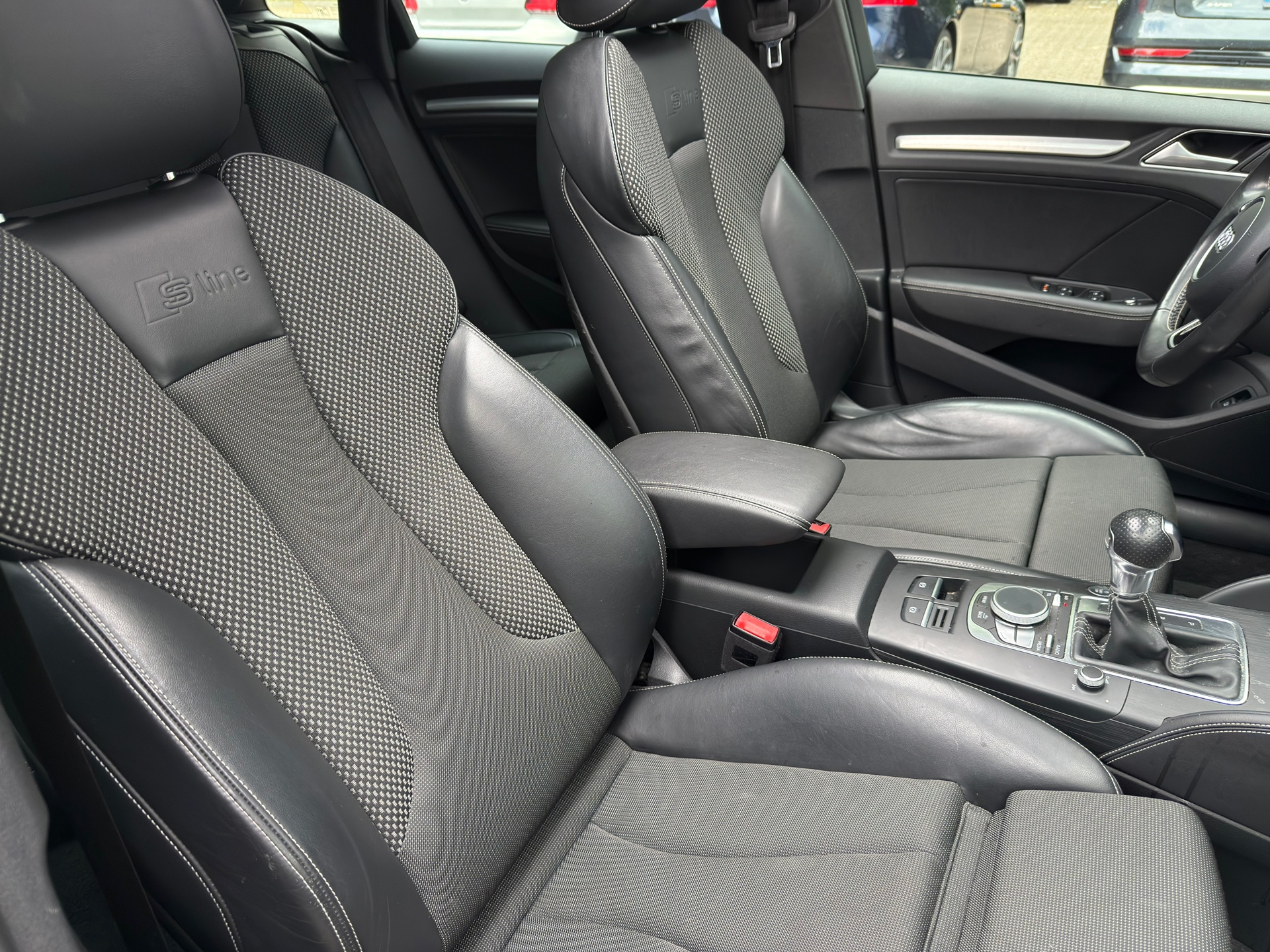 Foto van Audi A3 Sportback E-tron
