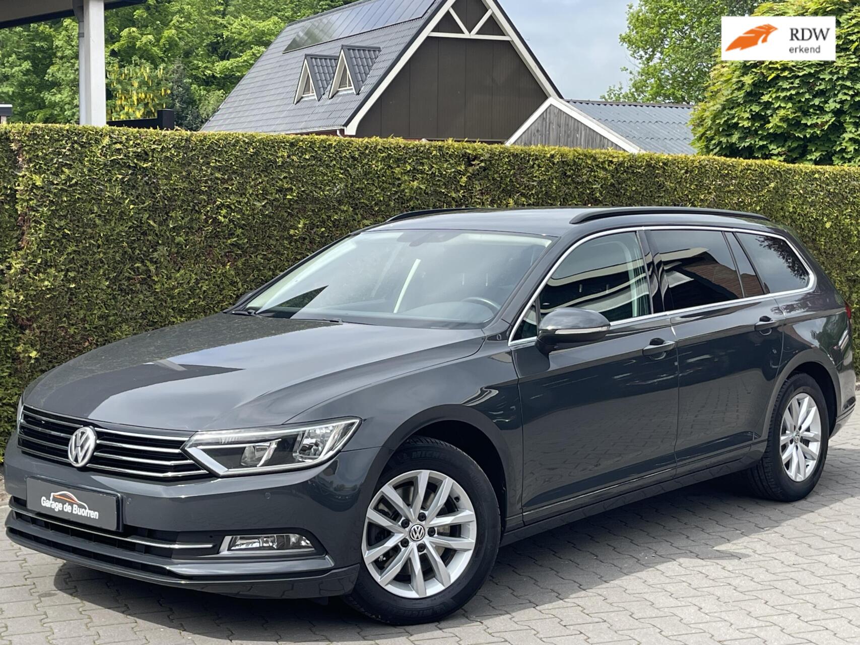 Volkswagen Passat 1.4 TSI ACT Connected Series | ADAPTIEVE CRUISE CONTROL | NAVIGATIE | BLUETOOTH 2016 - voorkant