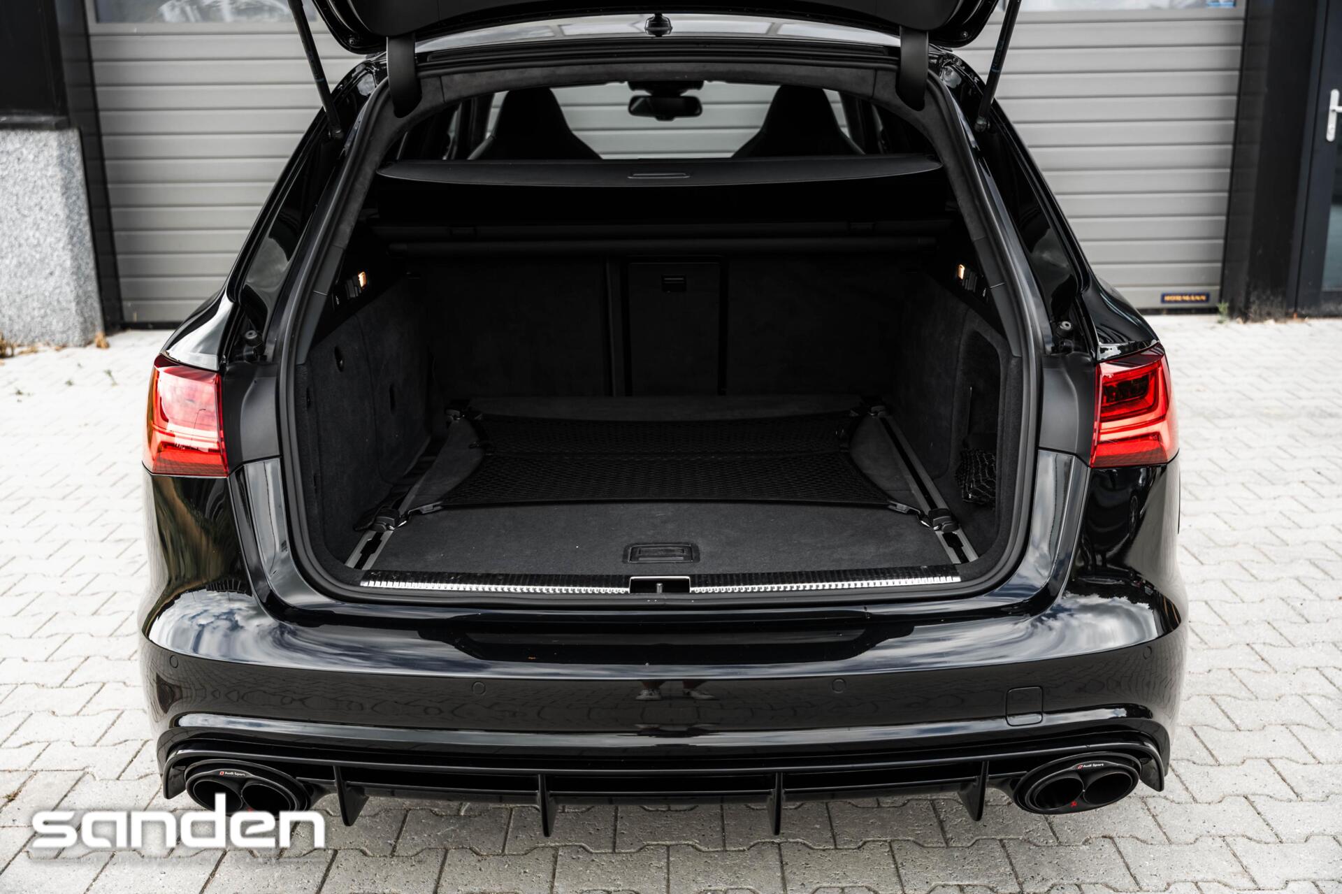 Foto van Audi RS 6 Avant Performance