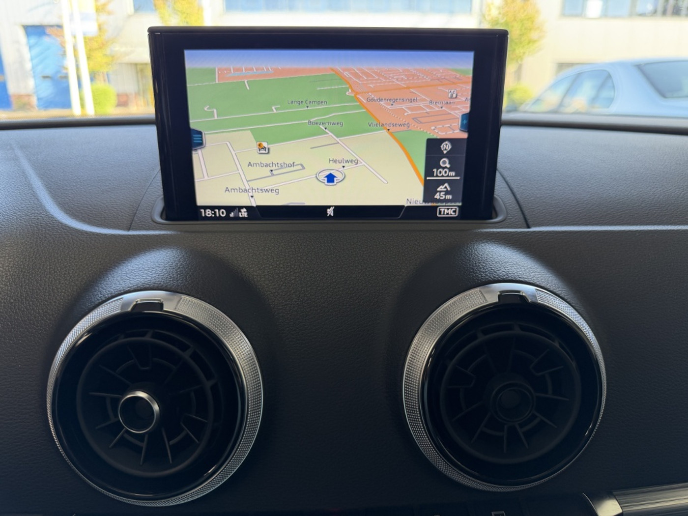Foto van Audi A3 Limousine