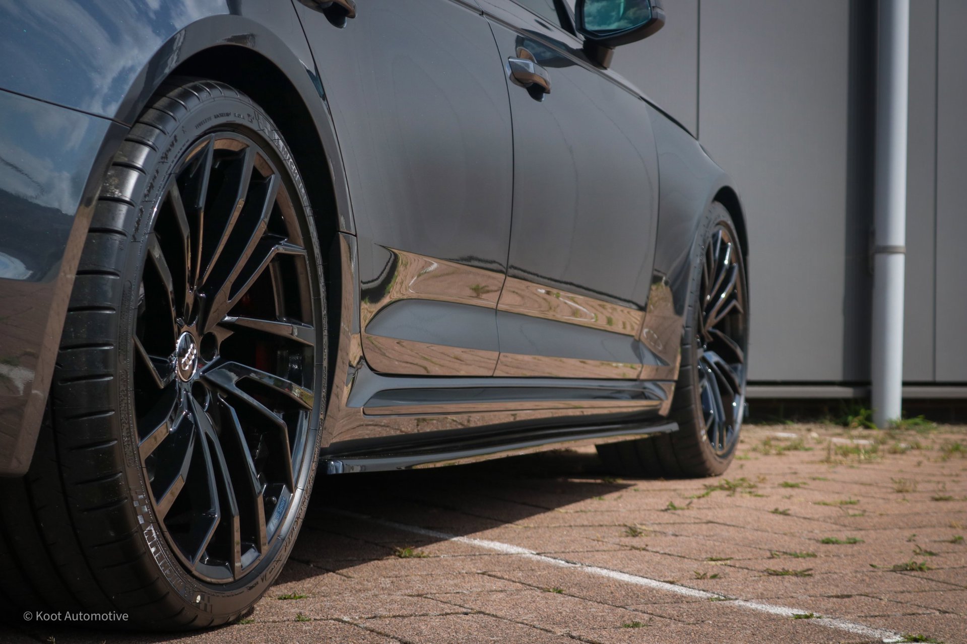 Foto van Audi RS 4 Avant