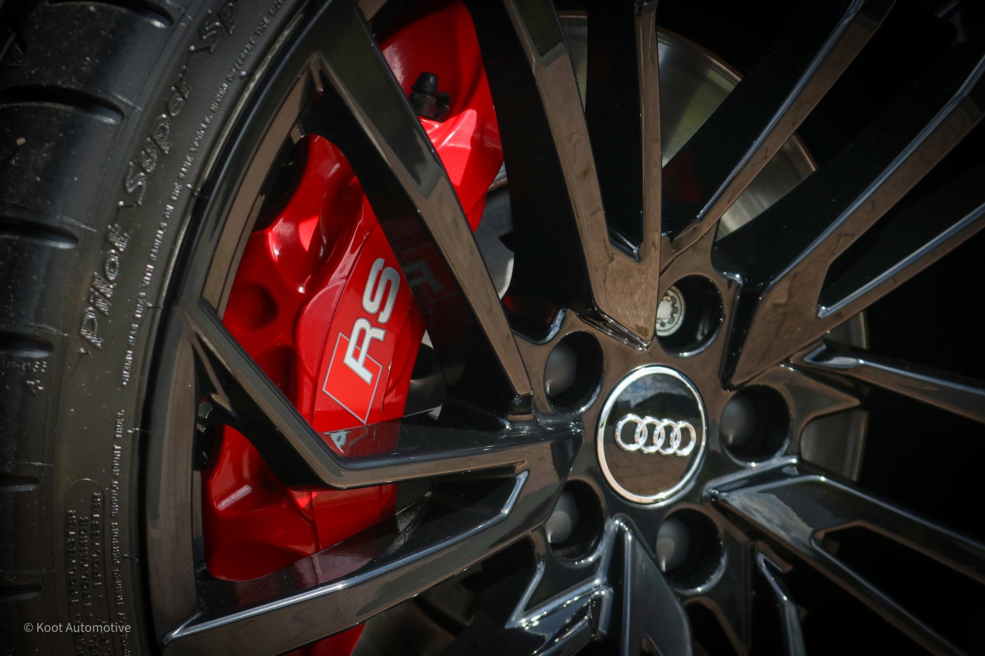 Foto van Audi RS 4 Avant