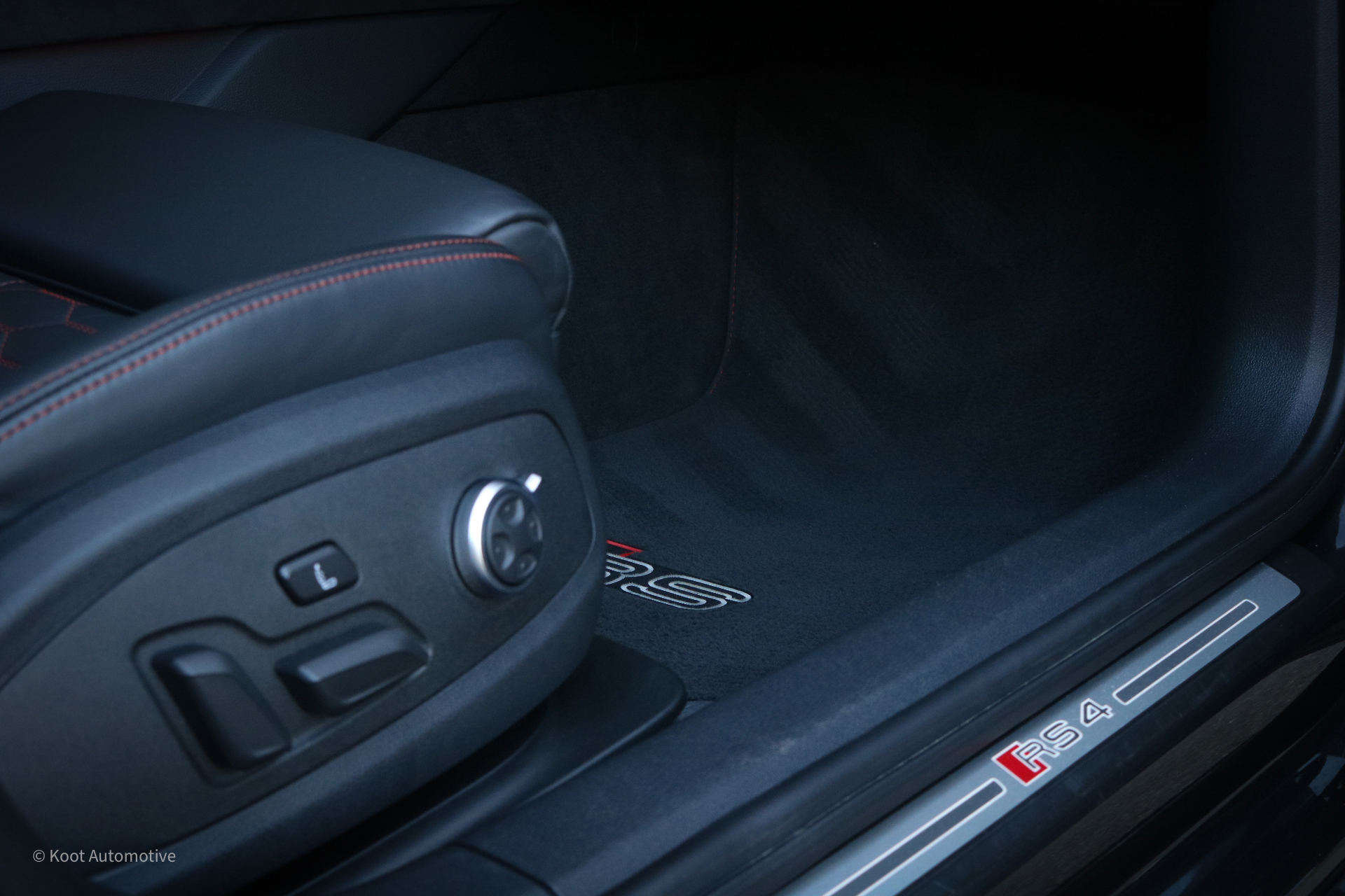 Foto van Audi RS 4 Avant