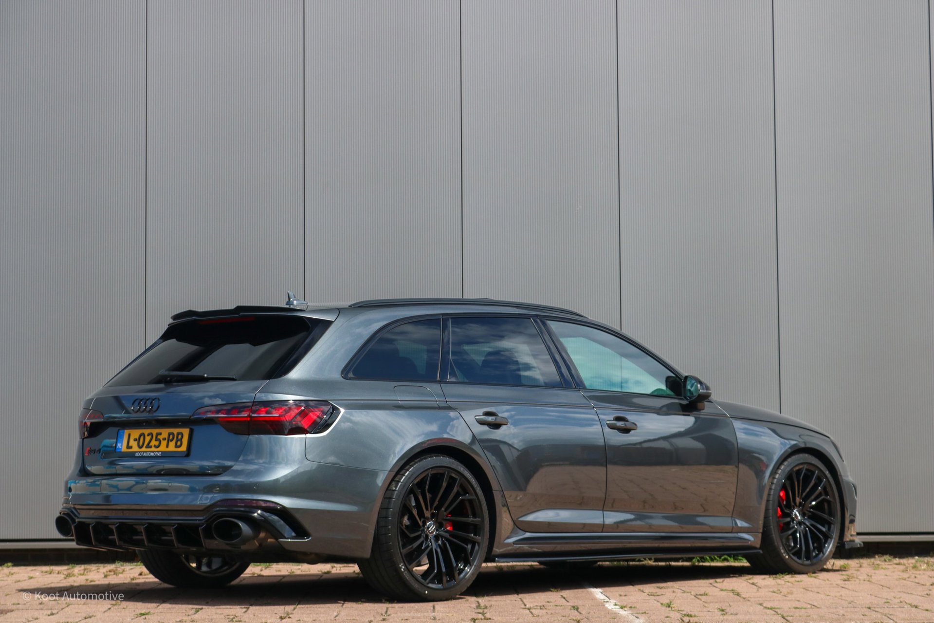 Foto van Audi RS 4 Avant
