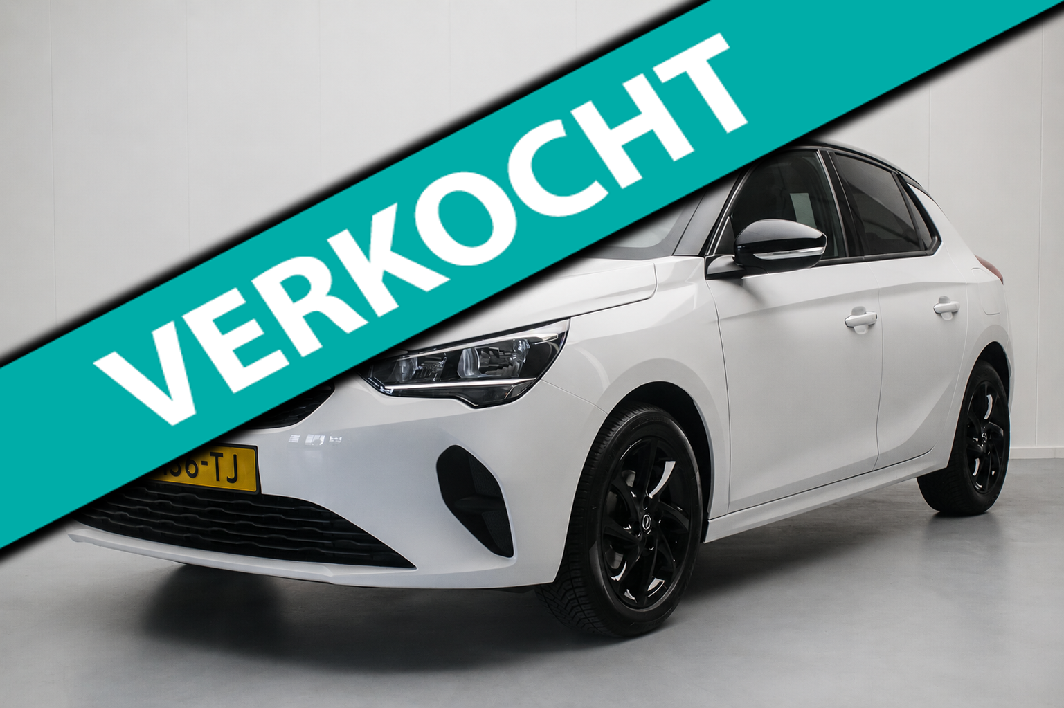 Opel Corsa 1.2 Black Edition+ NL-auto [ 1e Eigenaar Dealeronderhouden Carplay Parkeersensoren Cruise Control ] 2021 - voorkant