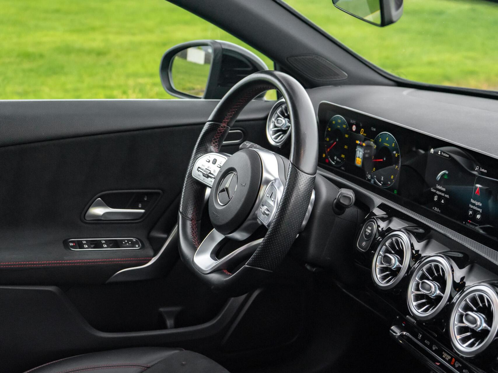Foto van Mercedes-Benz A 200