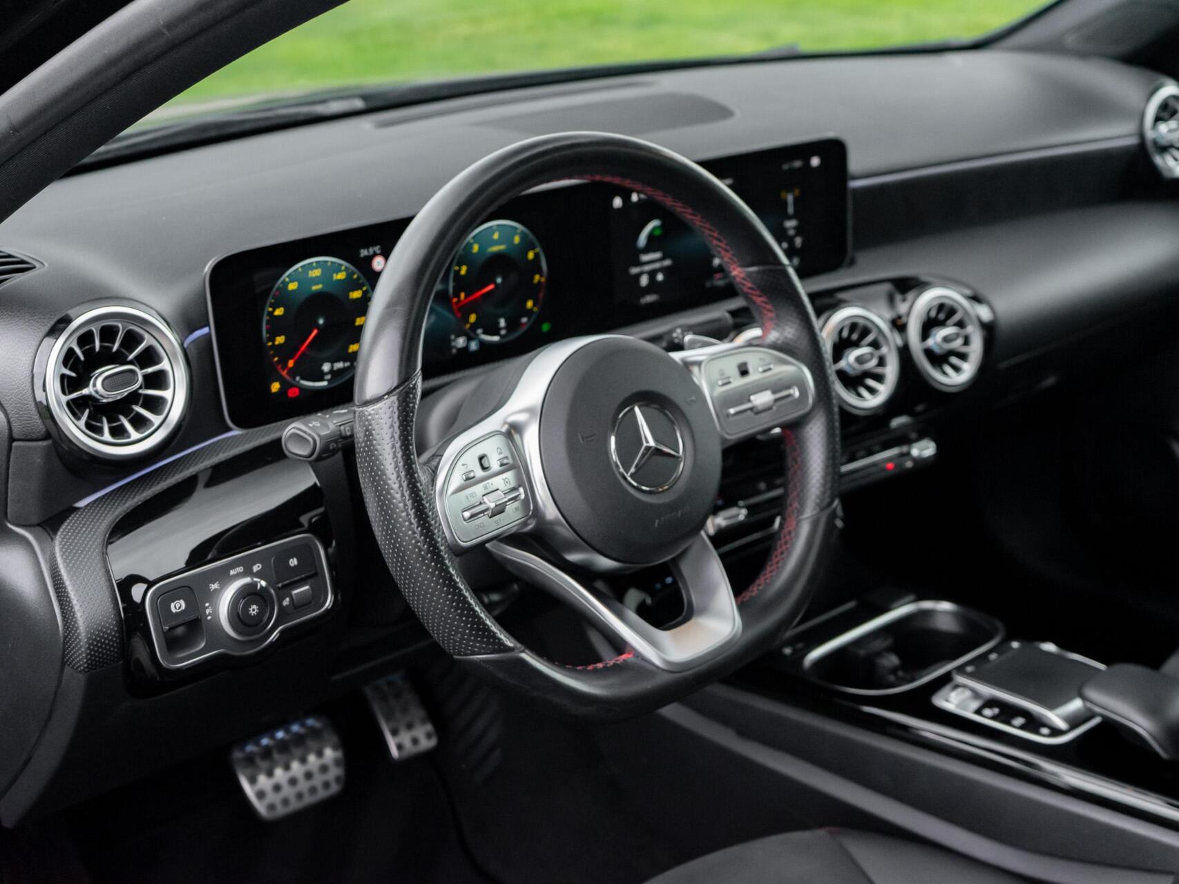 Foto van Mercedes-Benz A 200