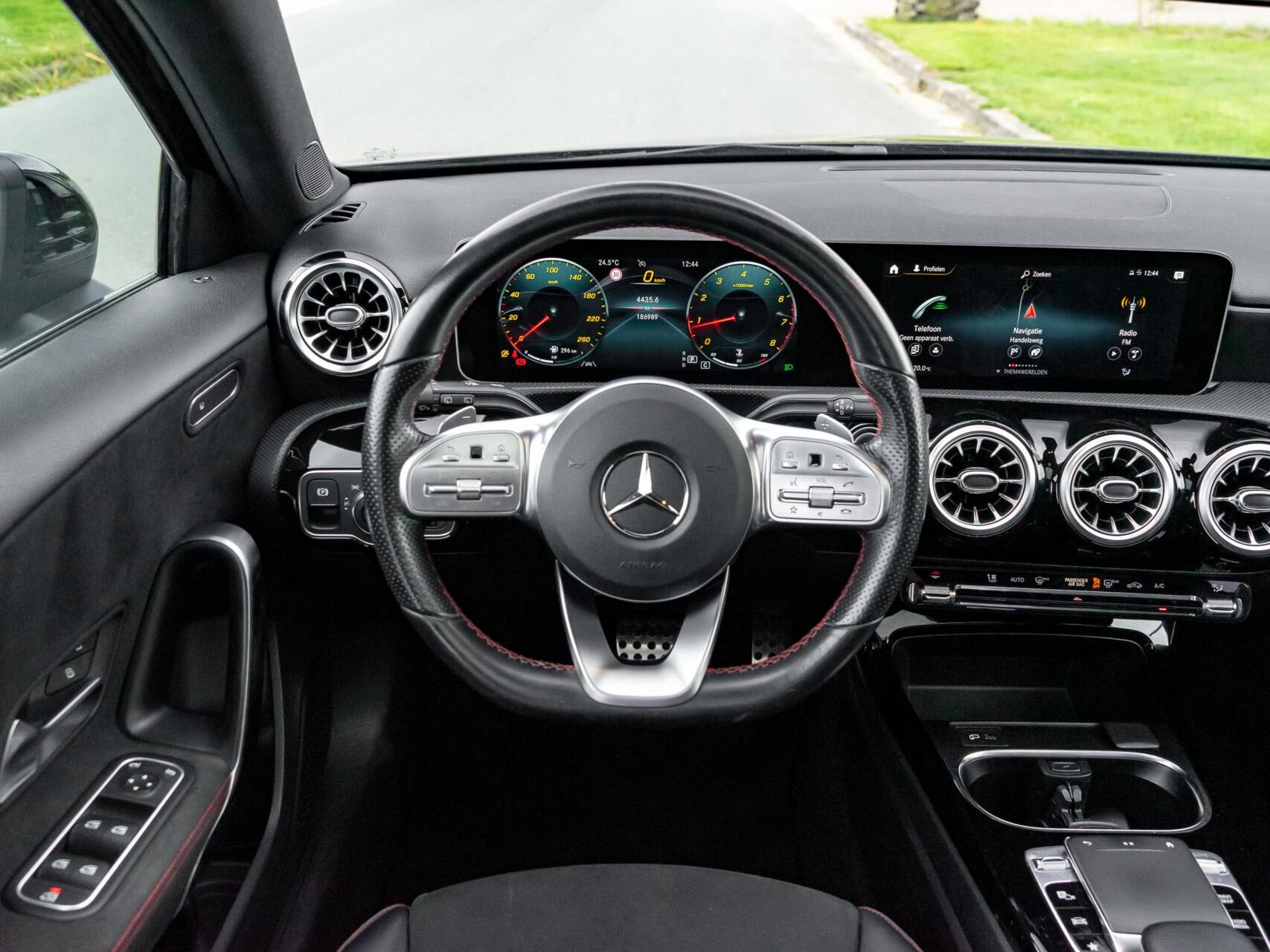 Foto van Mercedes-Benz A 200