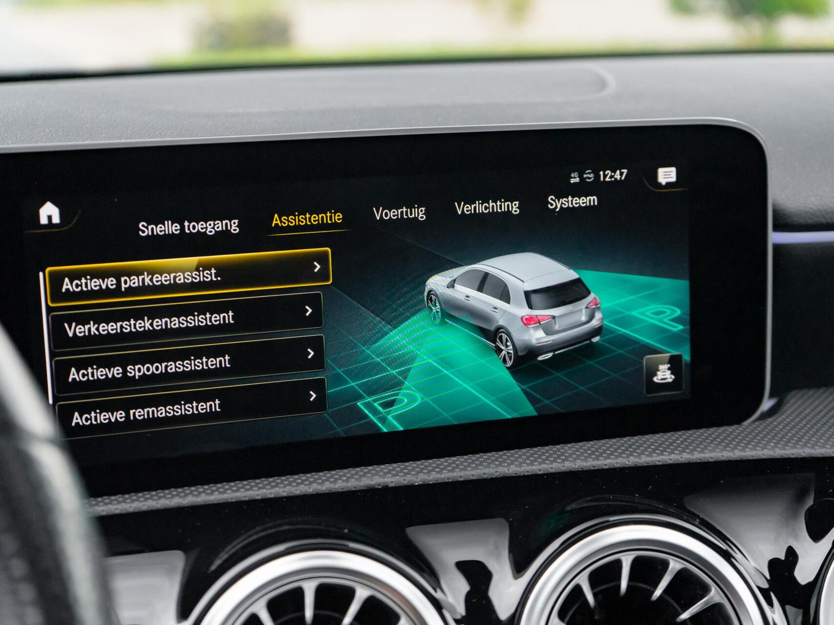Foto van Mercedes-Benz A 200